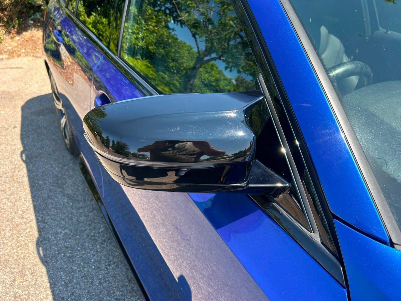 BMW 3 Series view 10