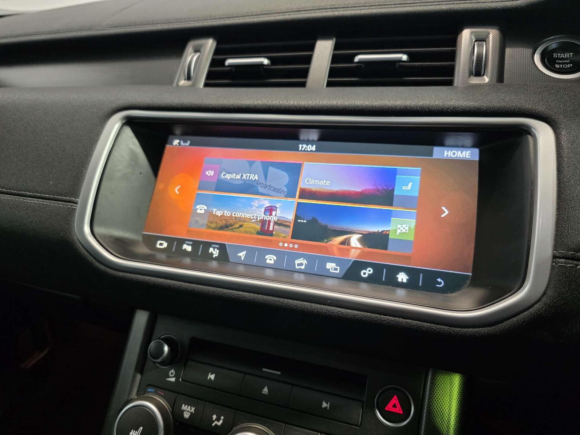Land Rover Range Rover Evoque view 39