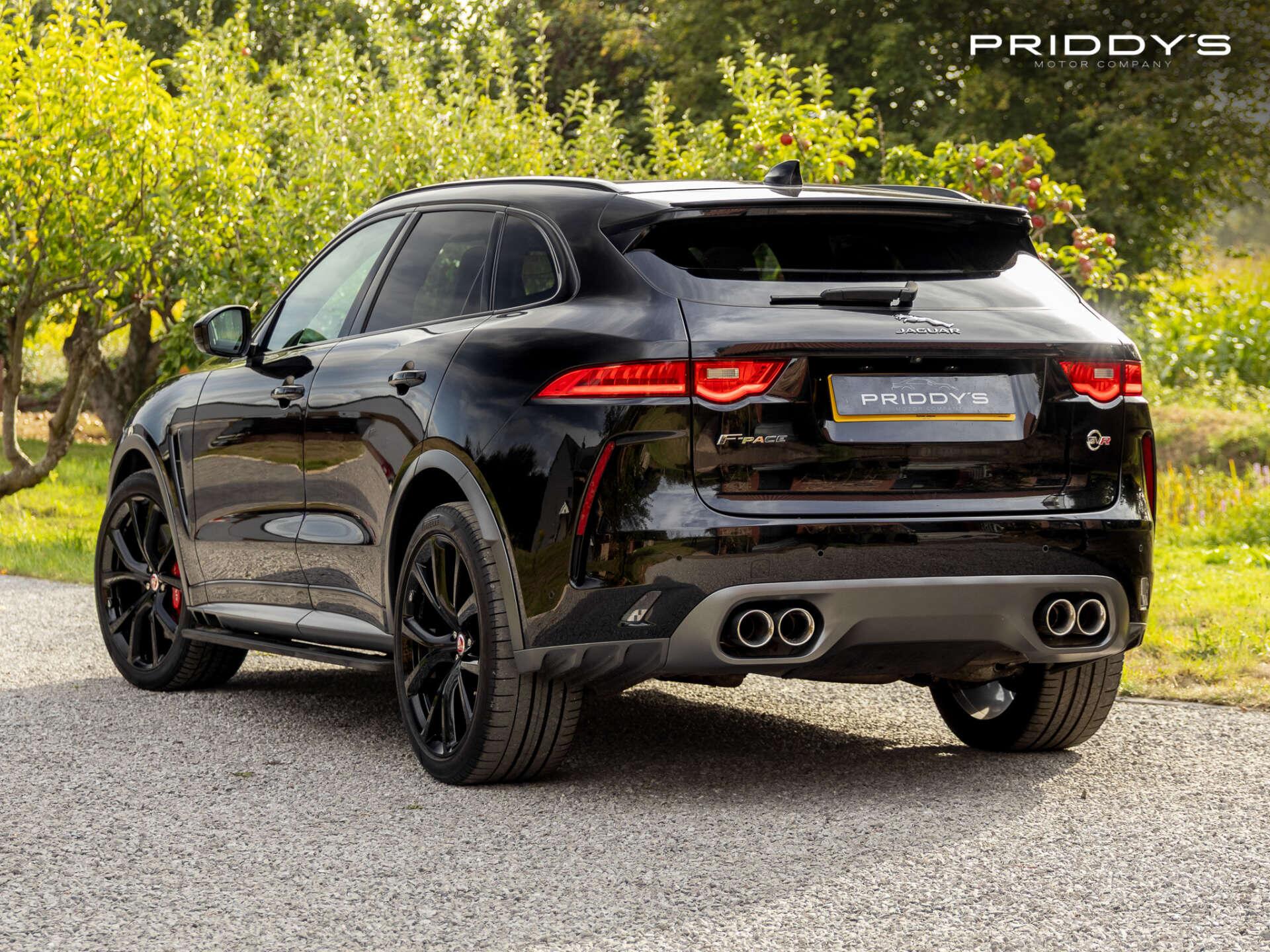 Jaguar F-Pace view 3