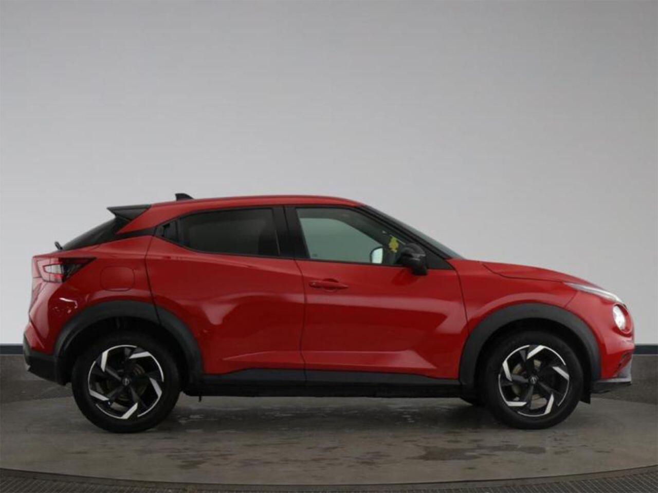 Nissan Juke view 2