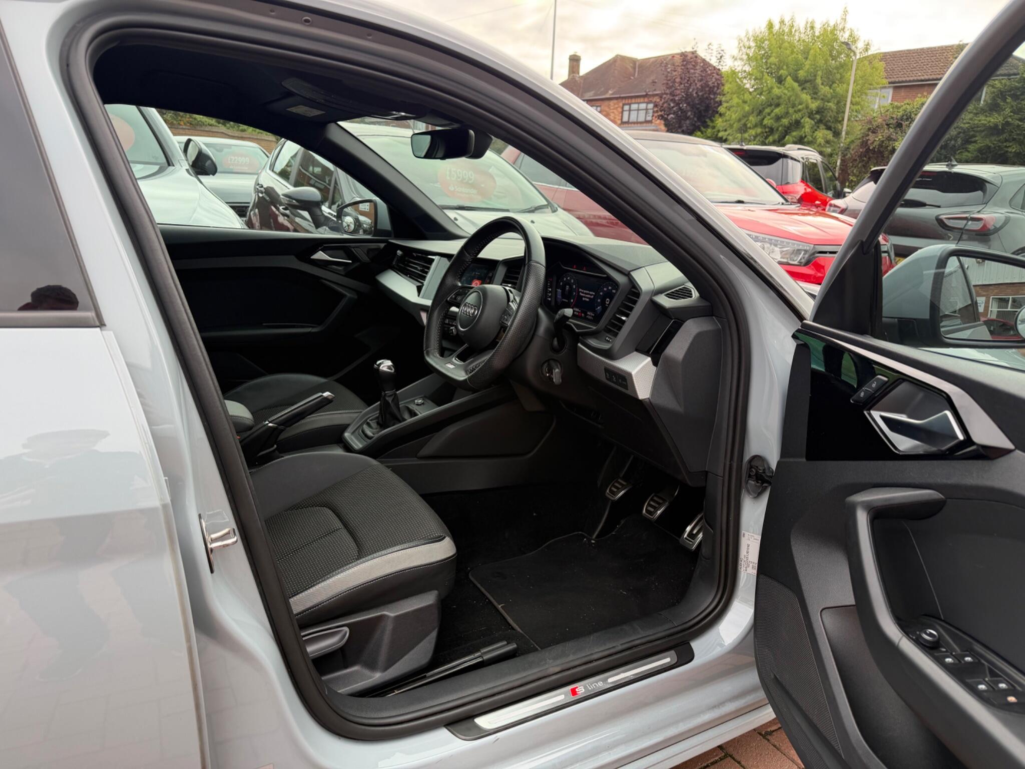 Audi A1 view 35