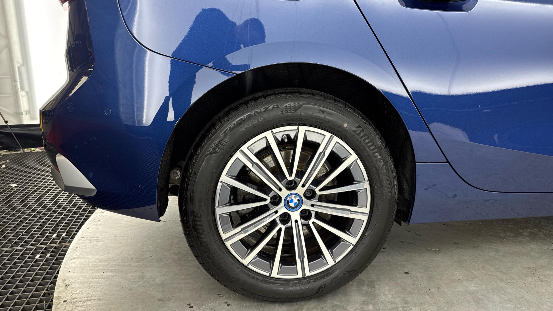 BMW 2 Series Active Tourer view 19