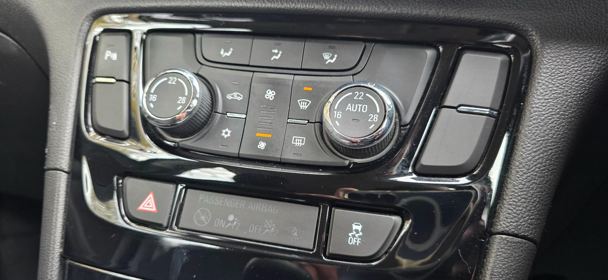 Vauxhall Mokka X view 37