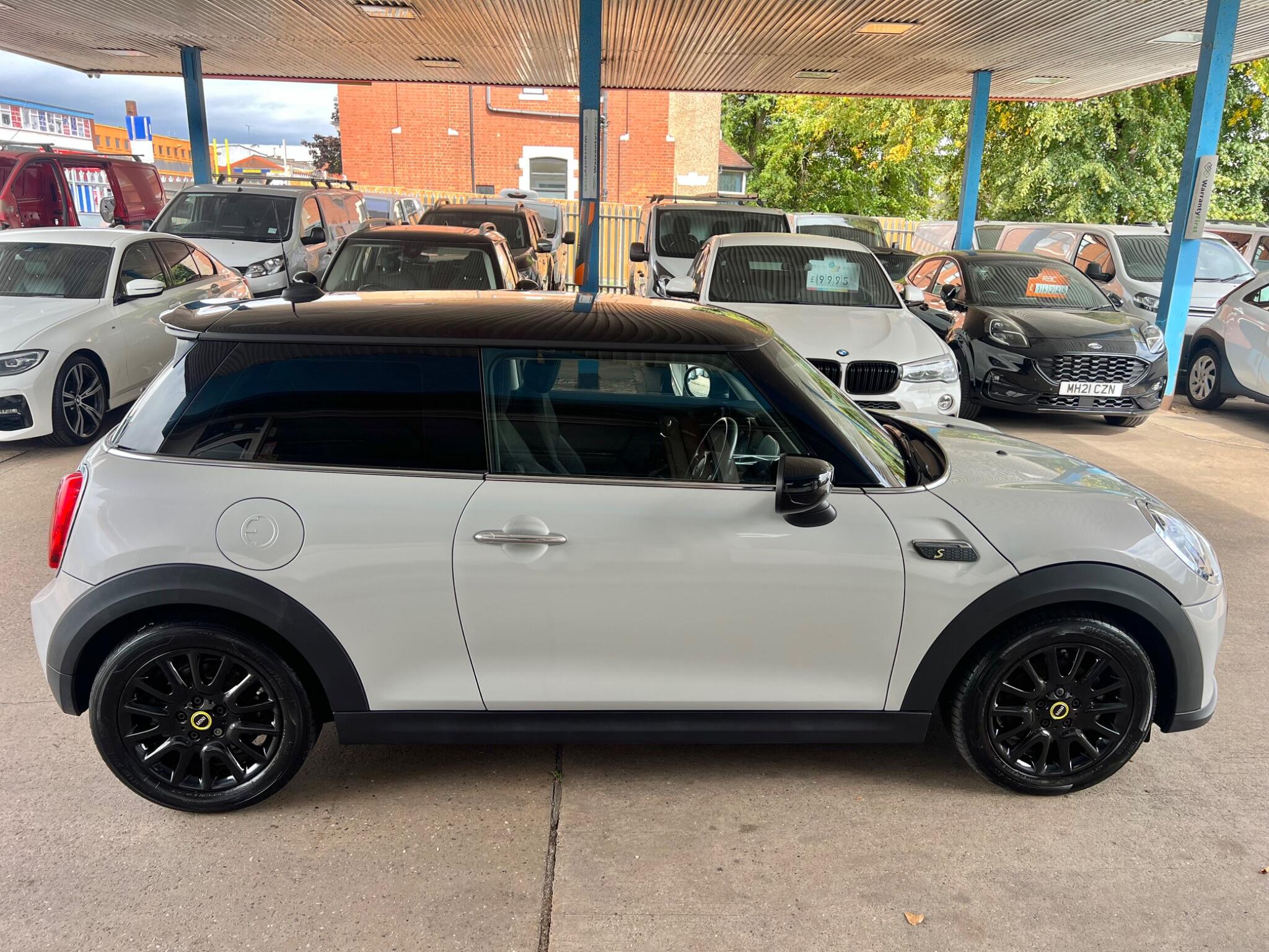 Mini Electric Hatch view 20
