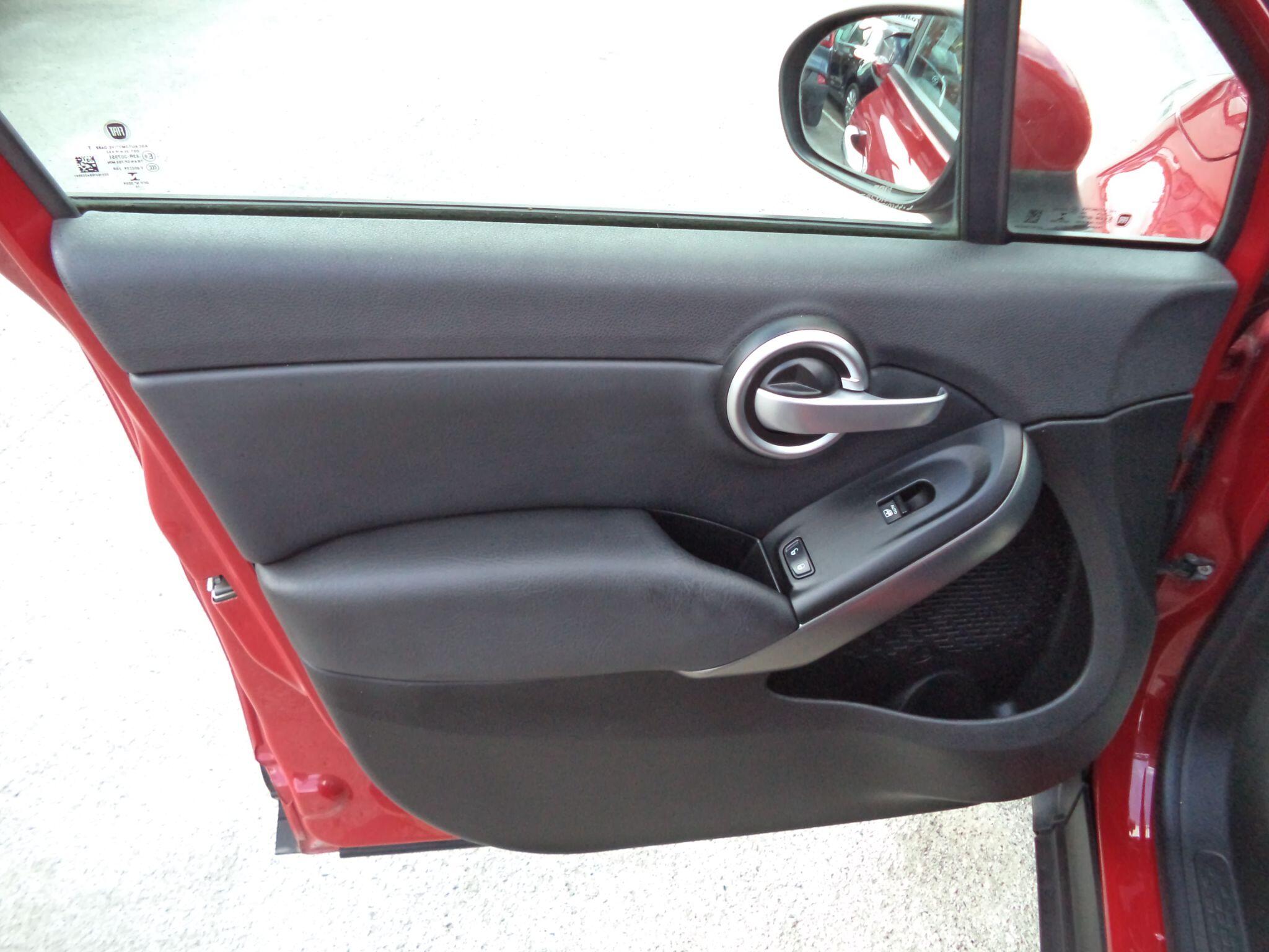 Fiat 500x view 25