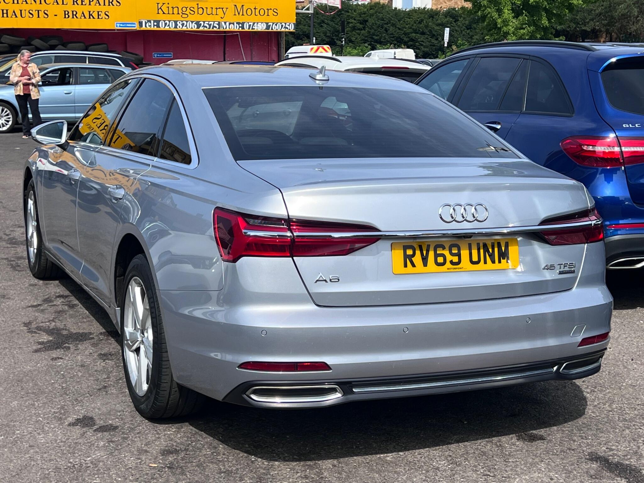 Audi A6 Saloon view 14