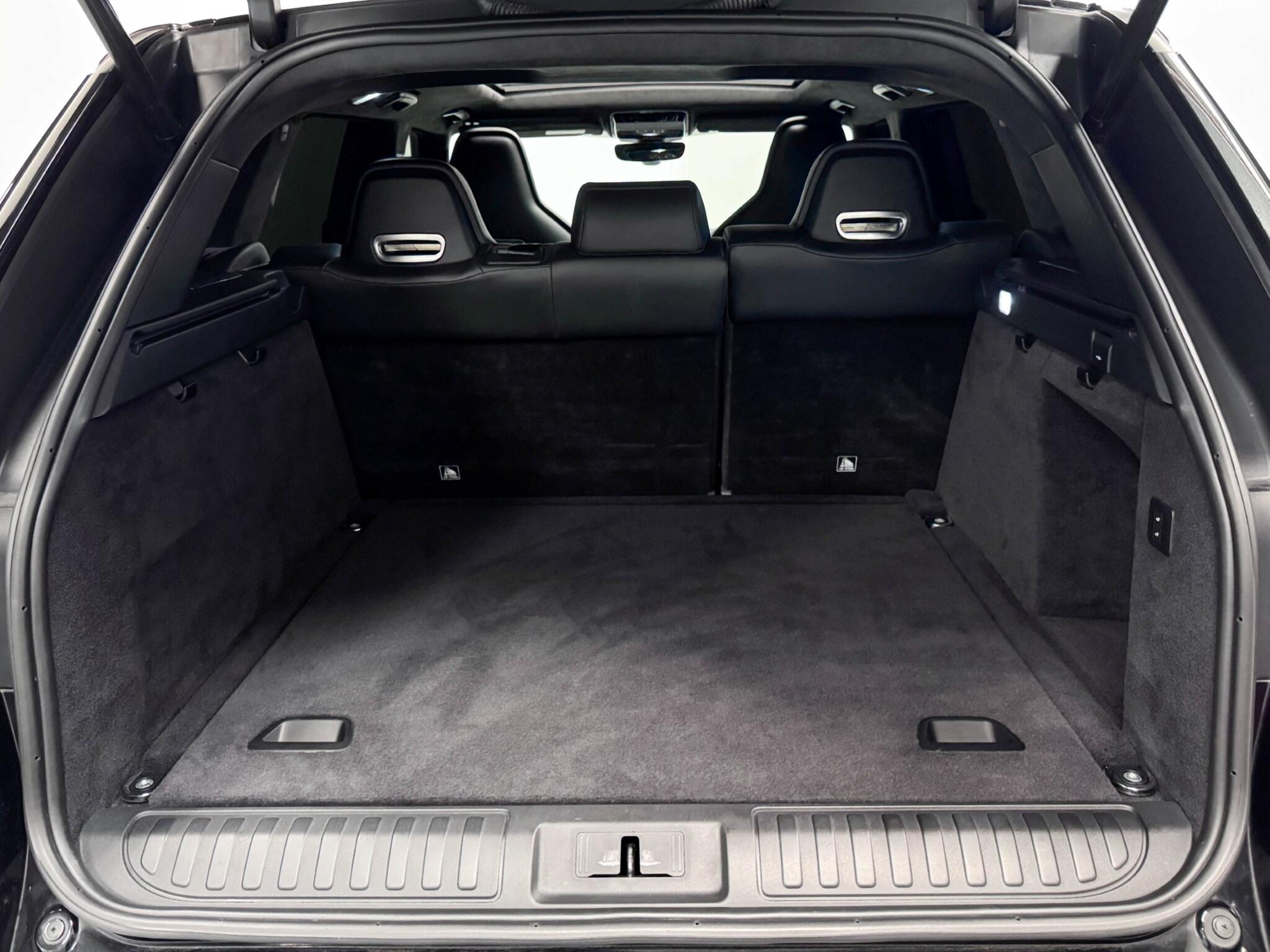 Land Rover Range Rover Sport view 8