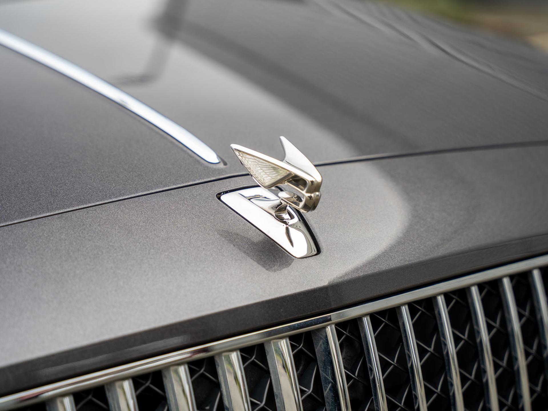 Bentley Flying Spur view 40