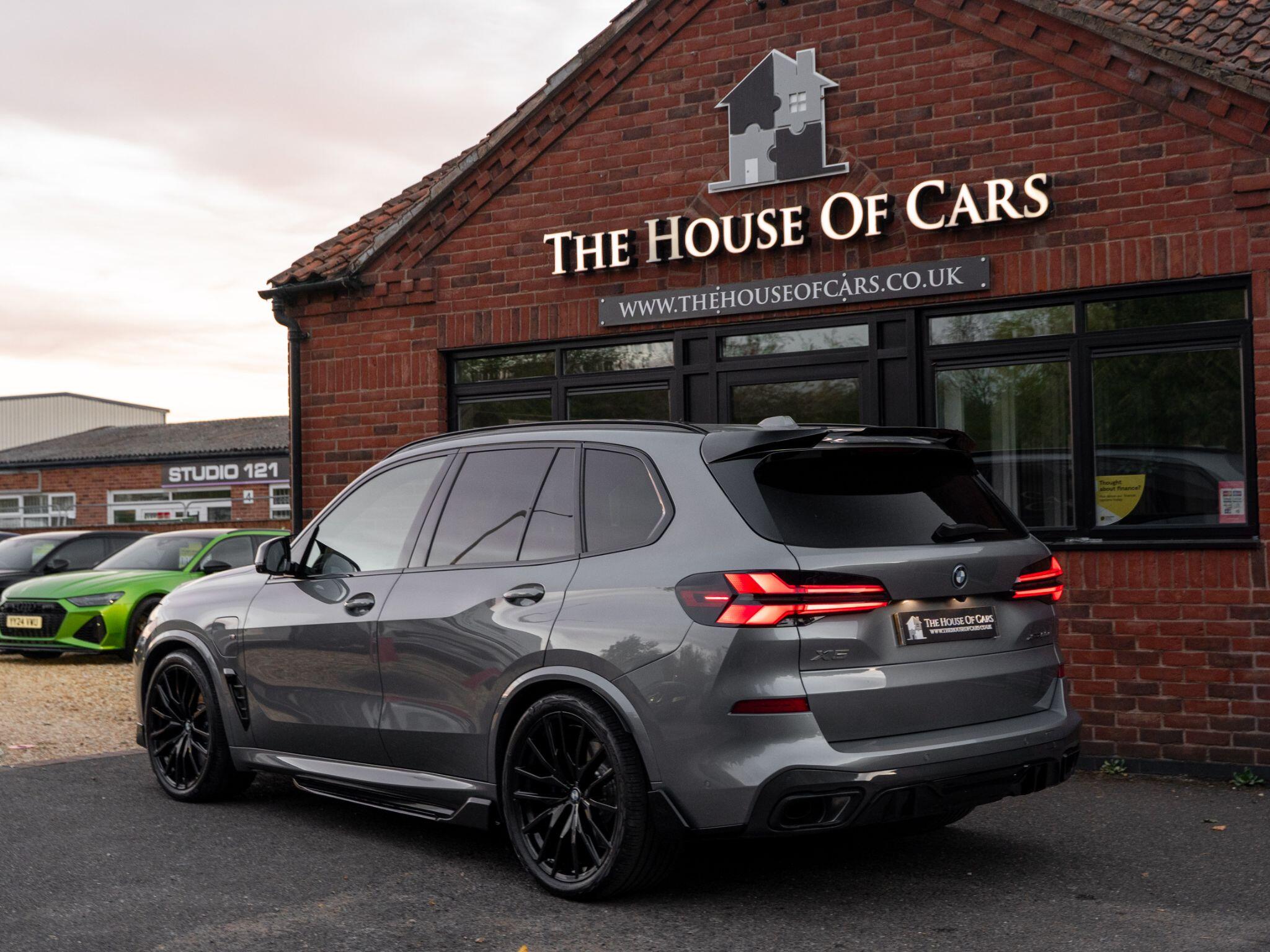 BMW X5 view 14