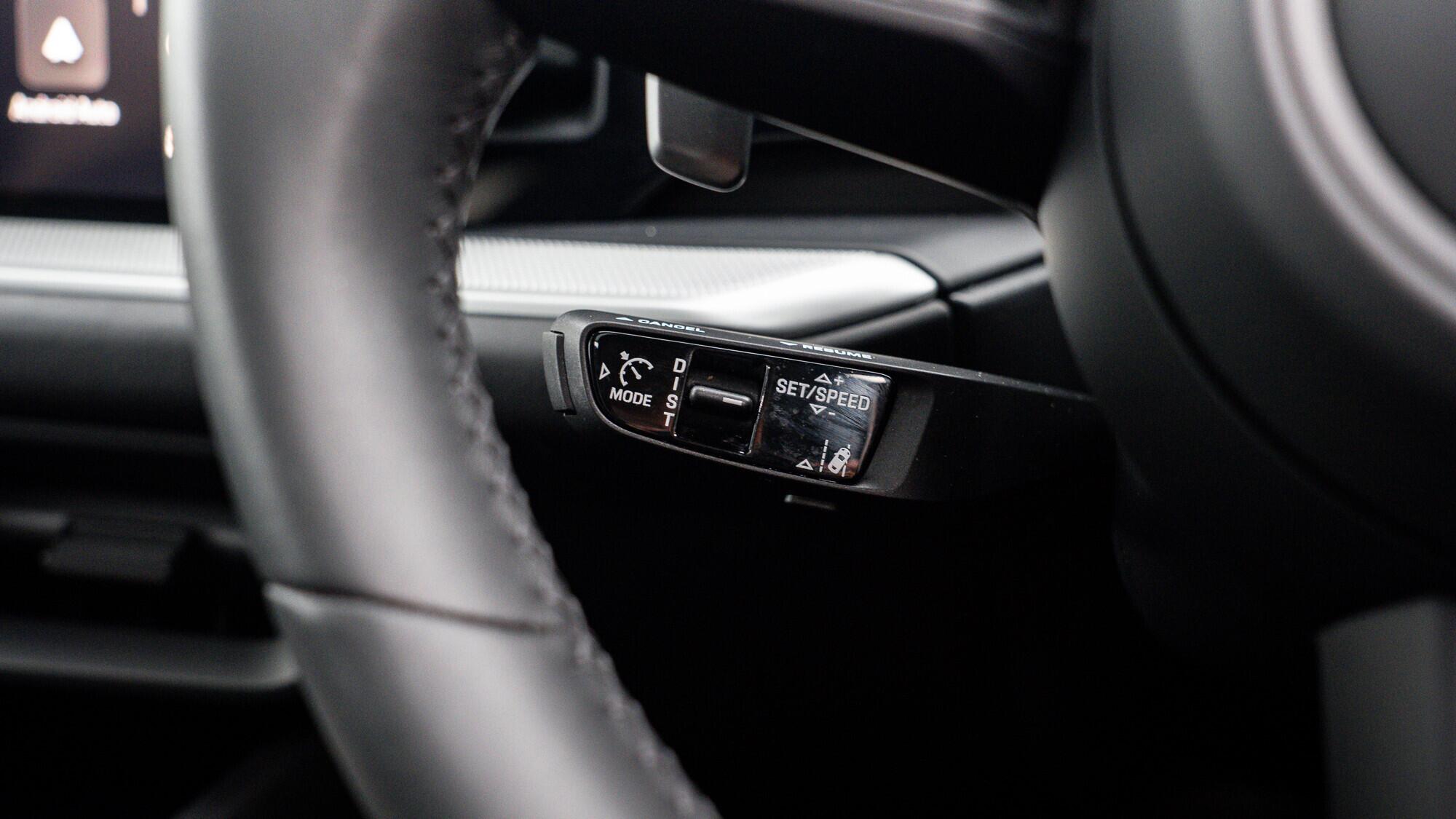 Porsche Cayenne view 53