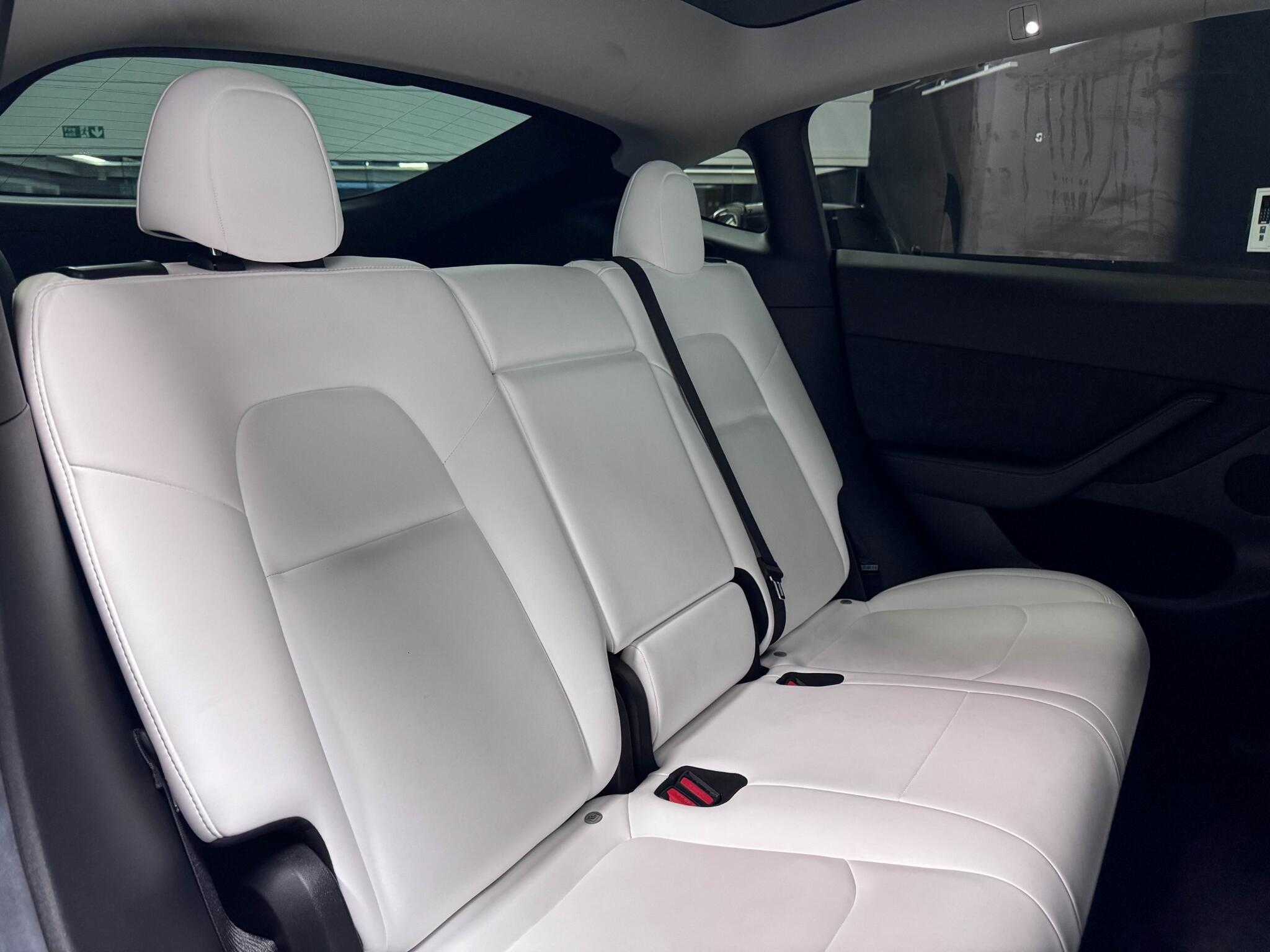 Tesla Model Y view 29