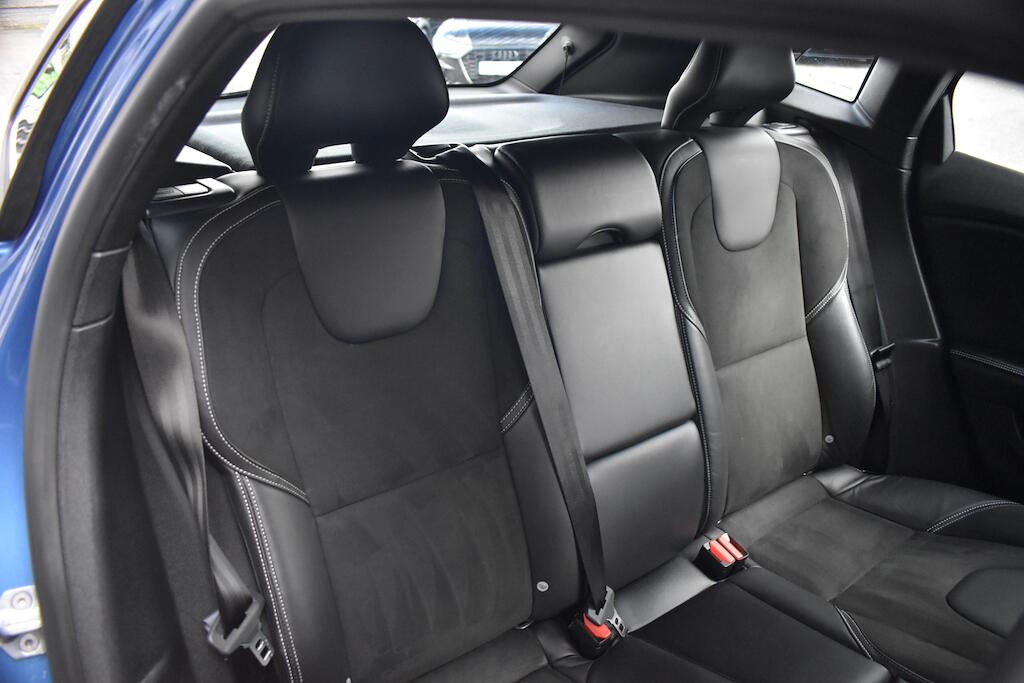 Volvo V40 view 33