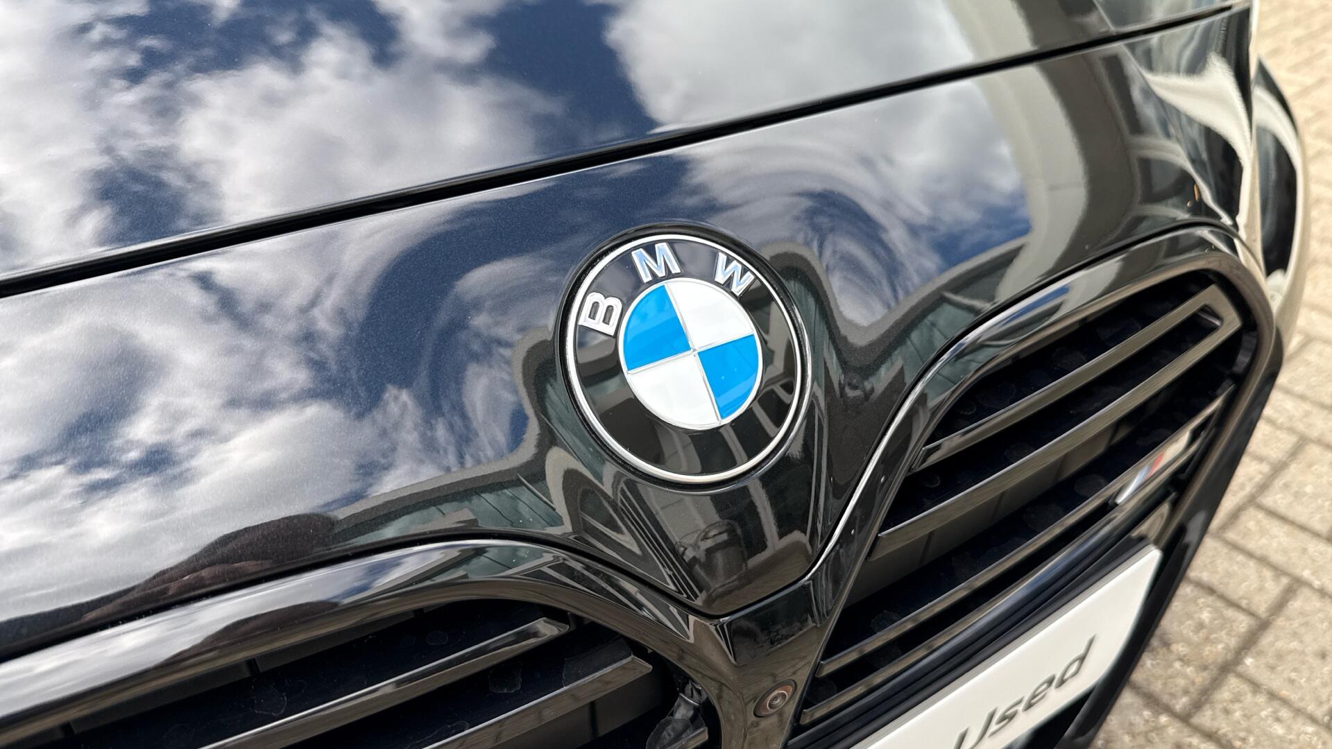 BMW 4 Series view 36