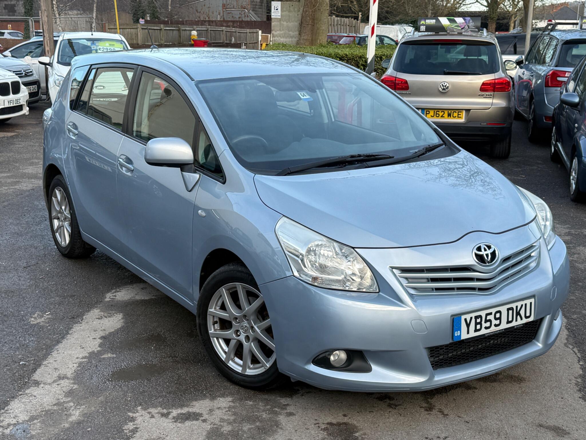 Toyota Verso - Image 6