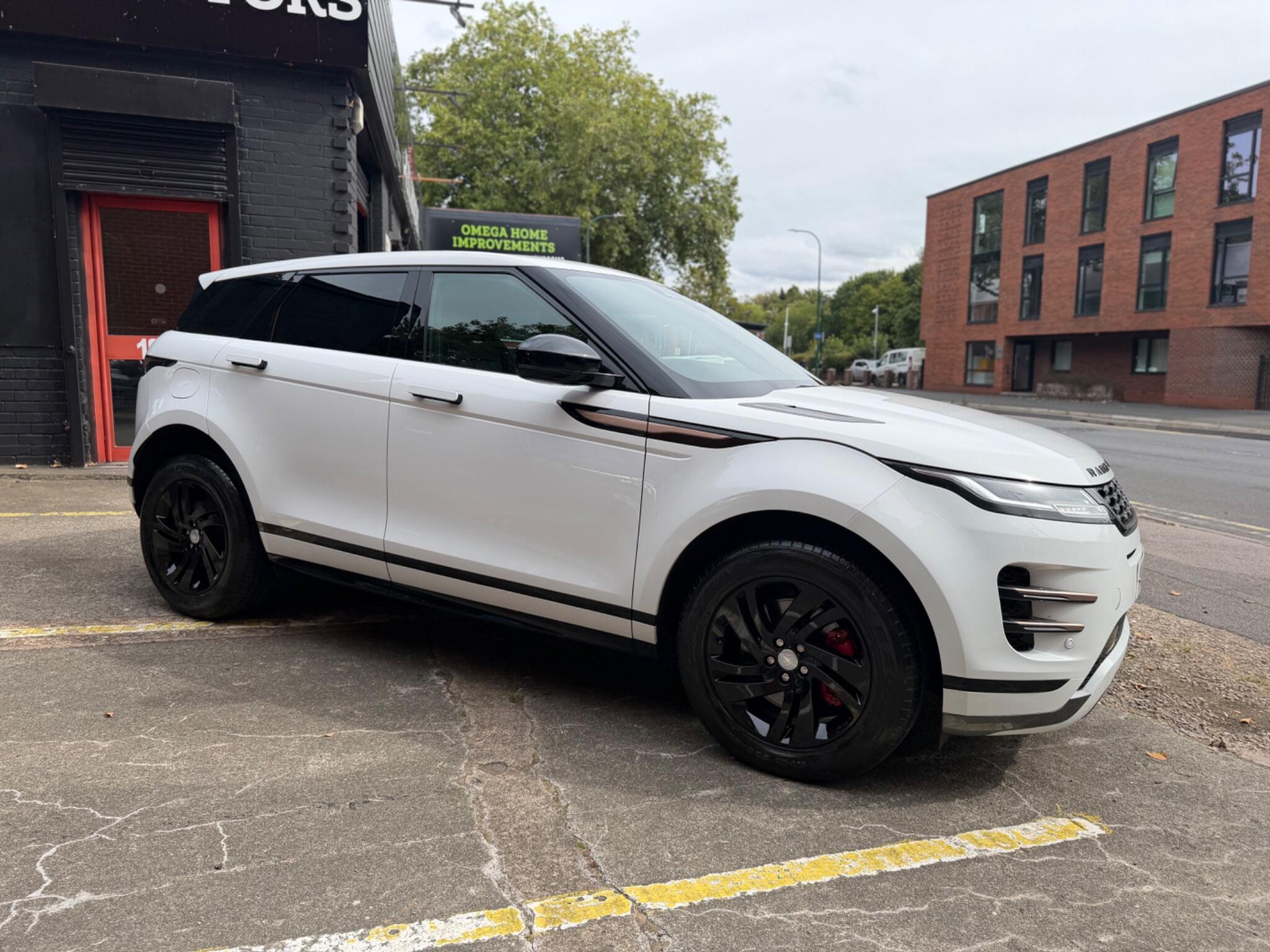 Land Rover Range Rover Evoque view 5