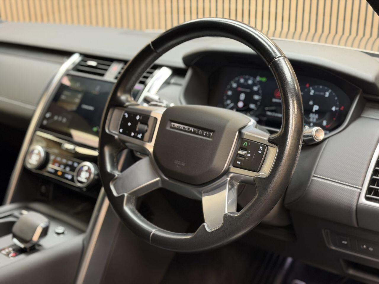 Land Rover Discovery 3 view 19