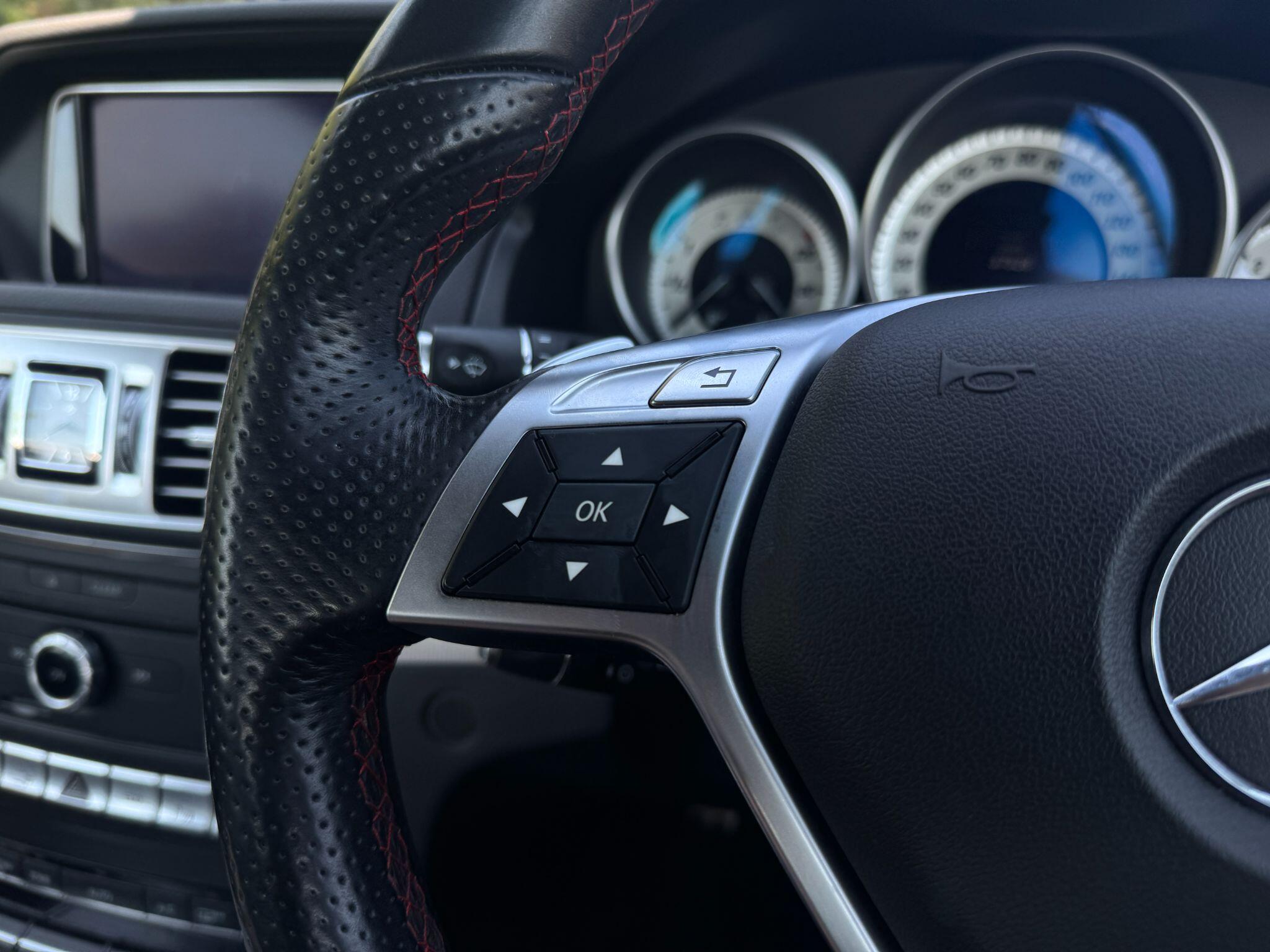 Mercedes-Benz E Class view 19