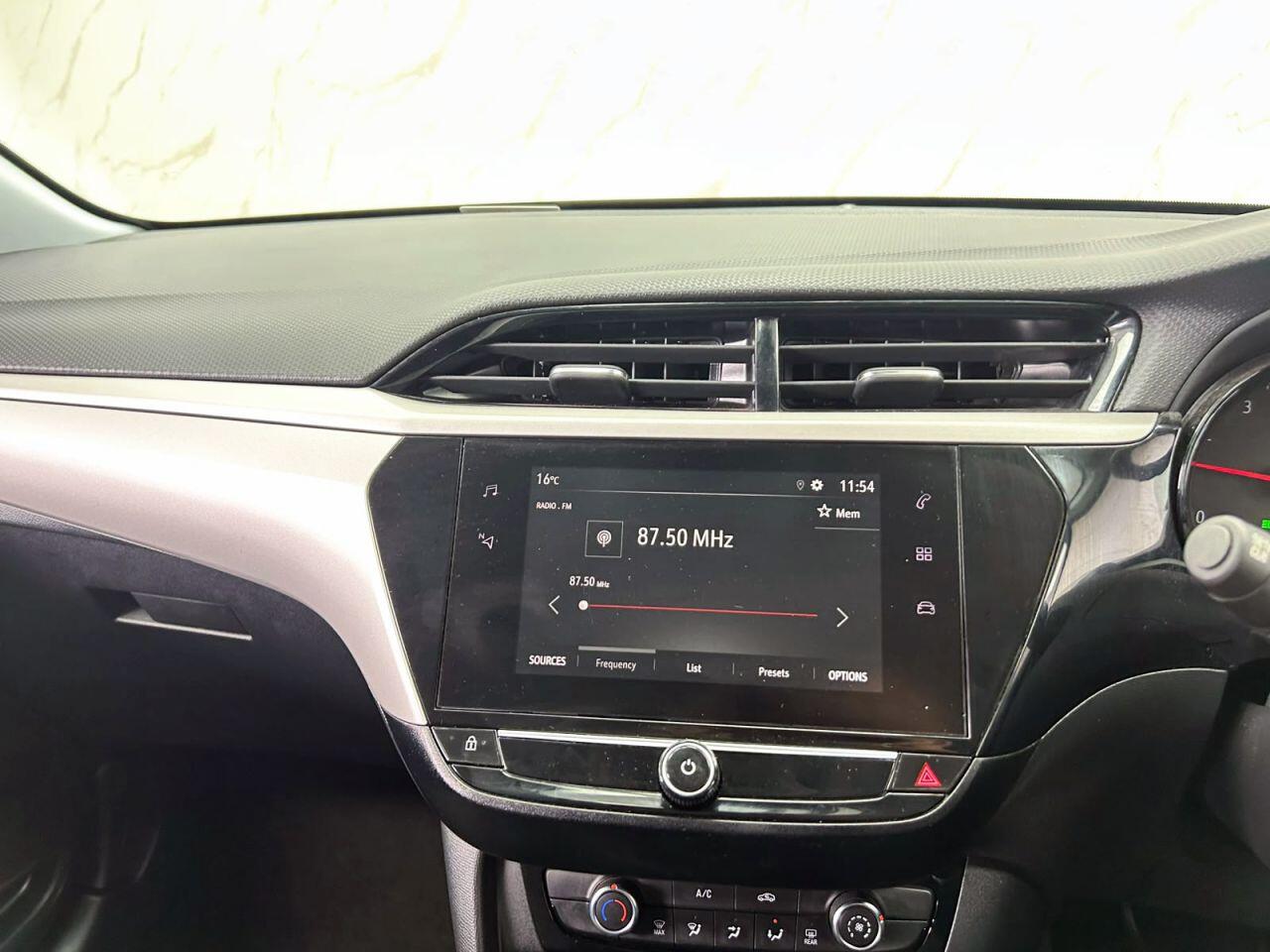 Vauxhall Corsa view 17