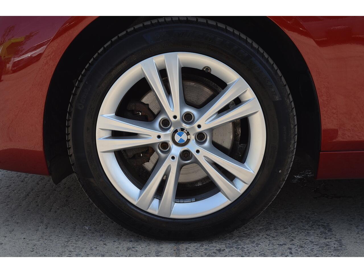 BMW 2 Series view 39
