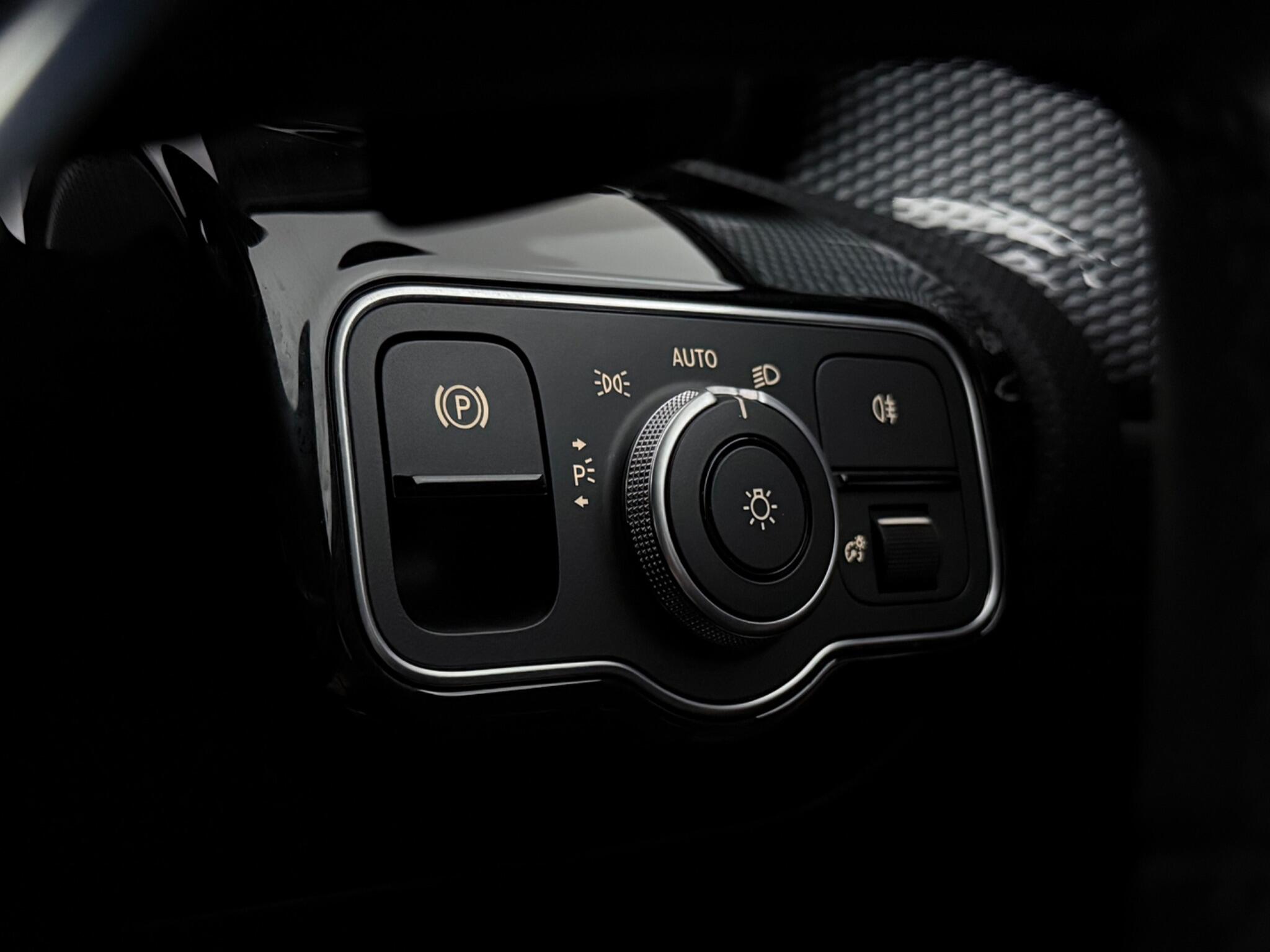 Mercedes-Benz A-Class view 19