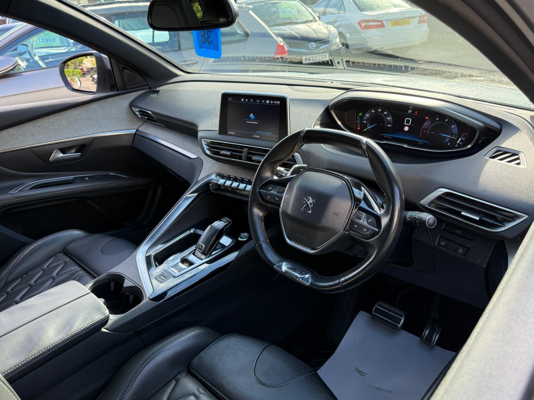 Peugeot 3008 - Image 3
