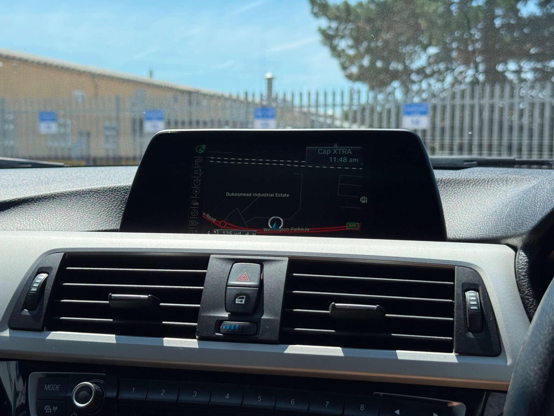 BMW 3 Series view 70