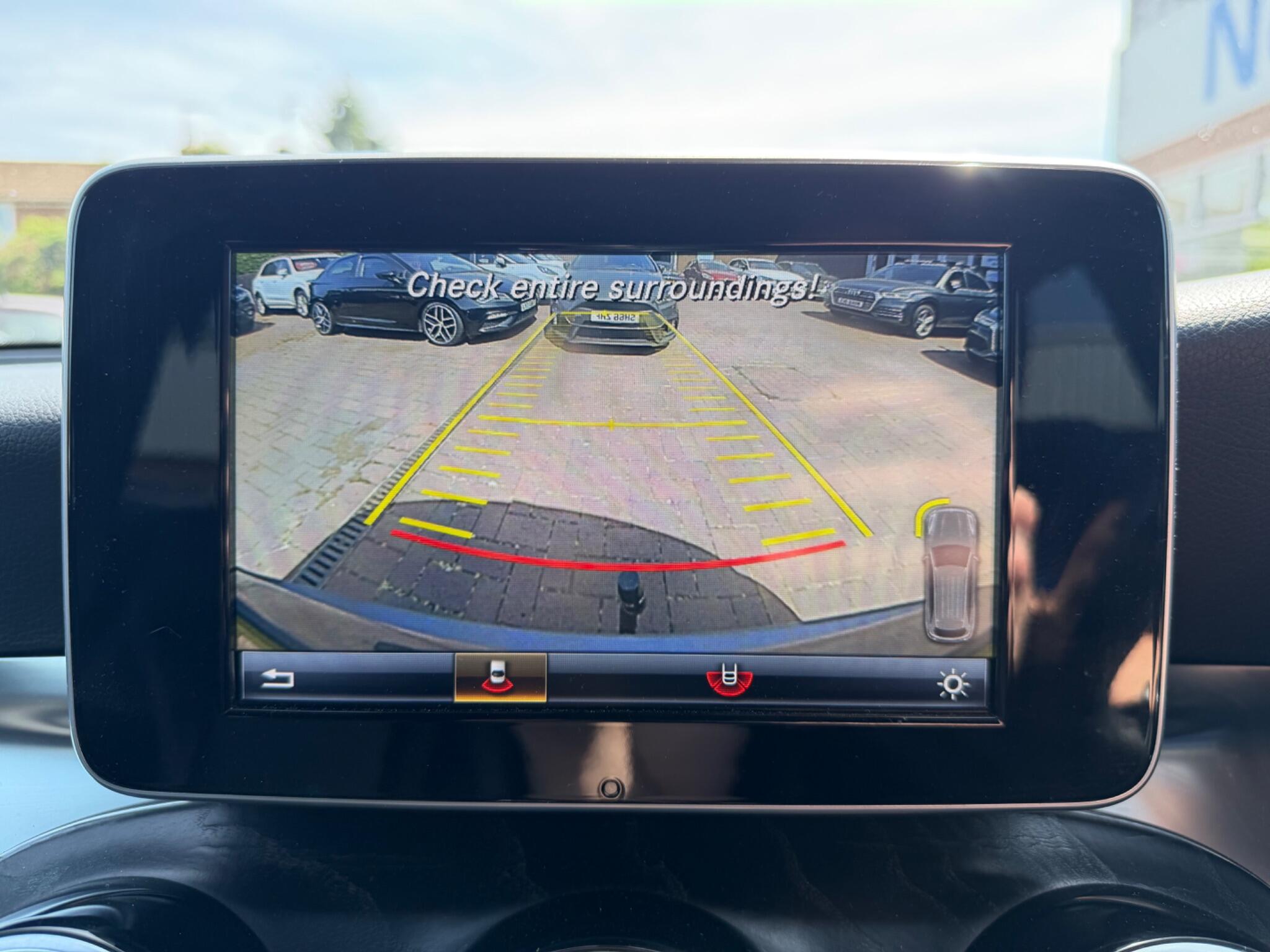 Mercedes-Benz GLC view 49