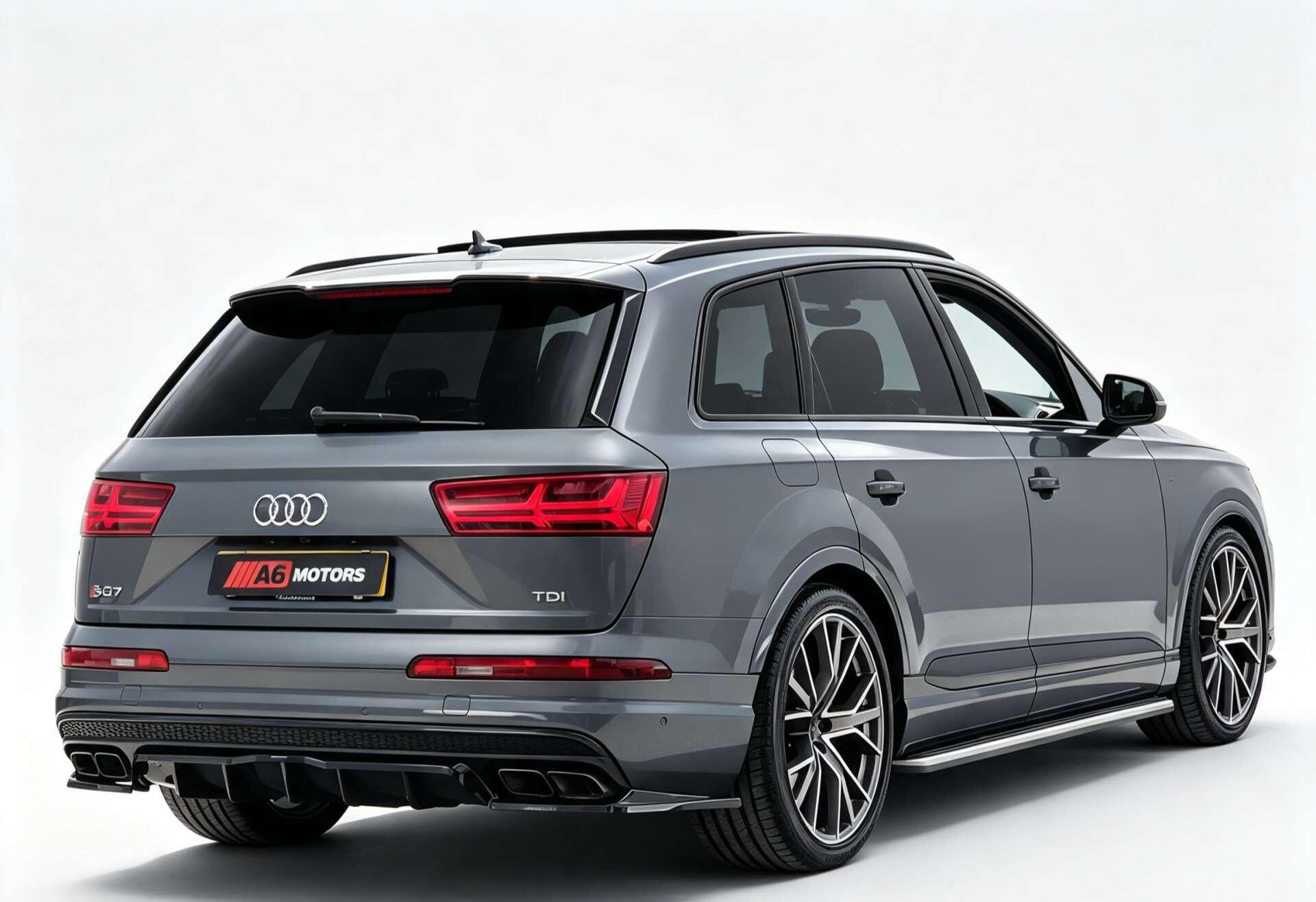 Audi SQ7 view 11
