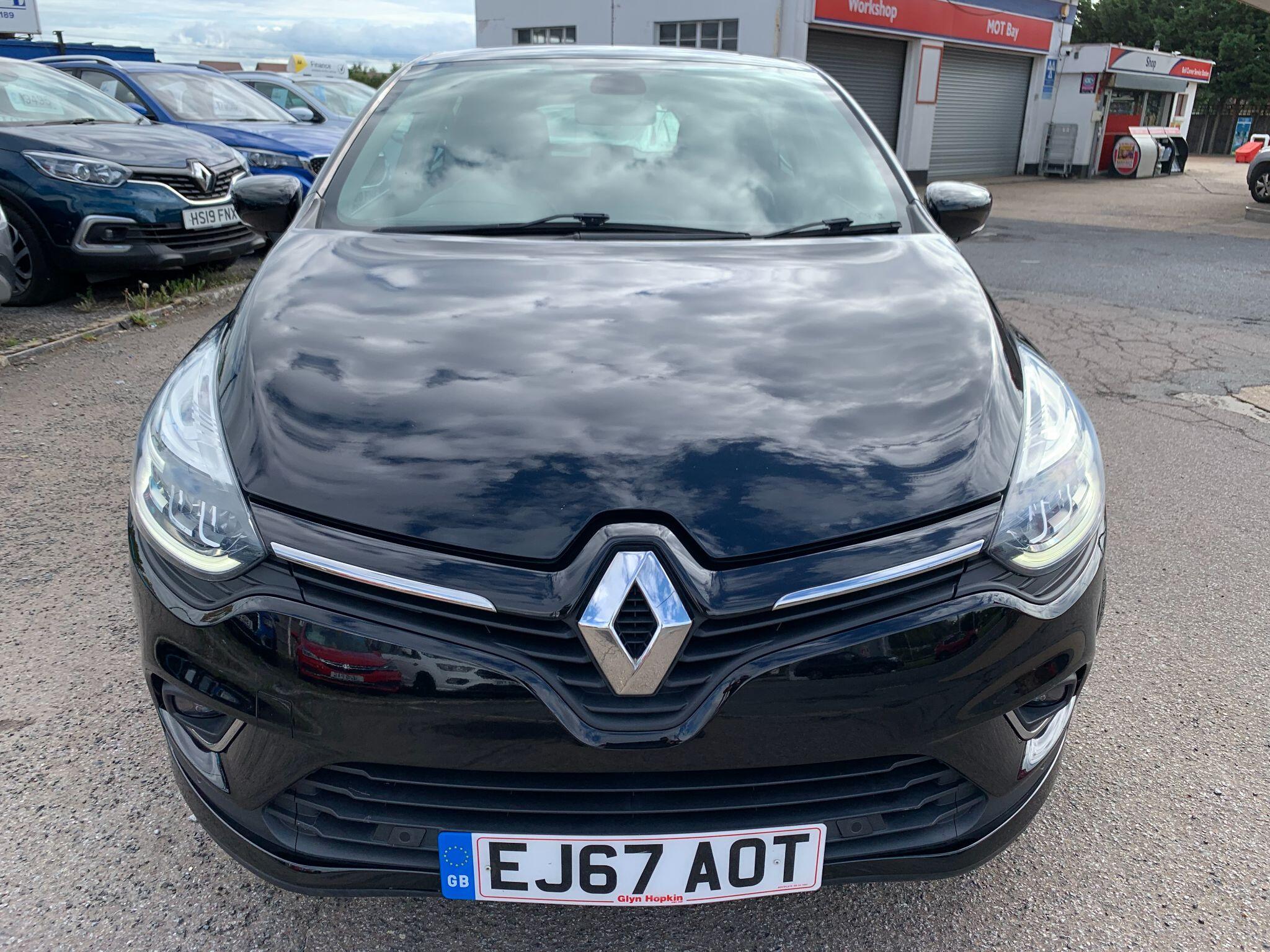 Renault Clio view 11