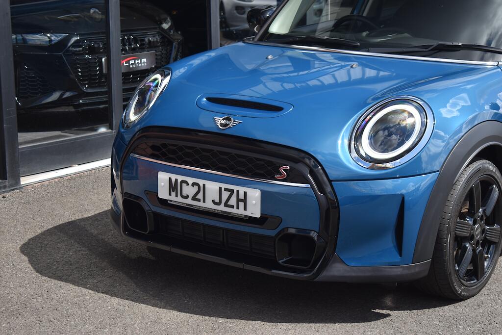 Mini Cooper view 21