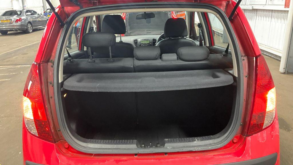 Hyundai I10 view 7
