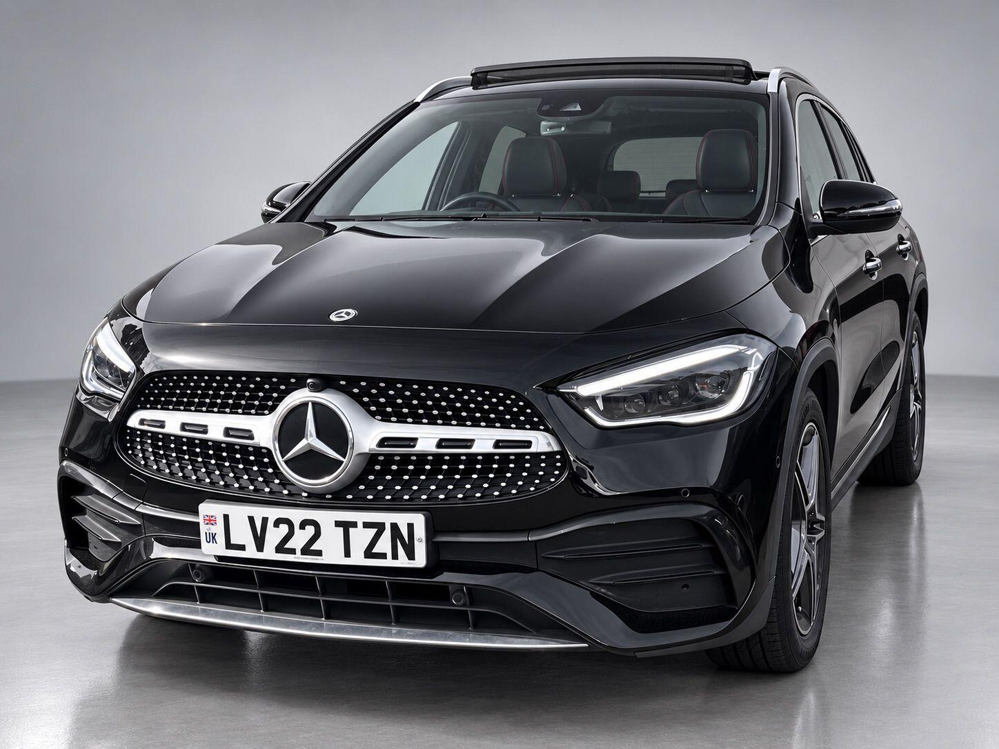 Mercedes-Benz GLA view 6
