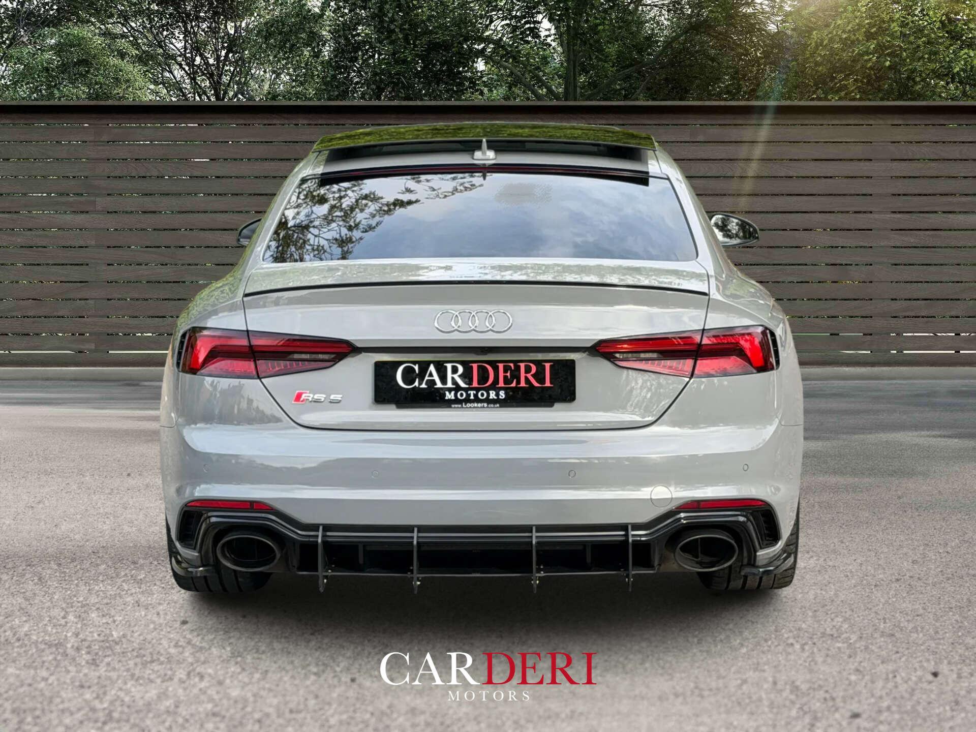 Audi RS5 view 24