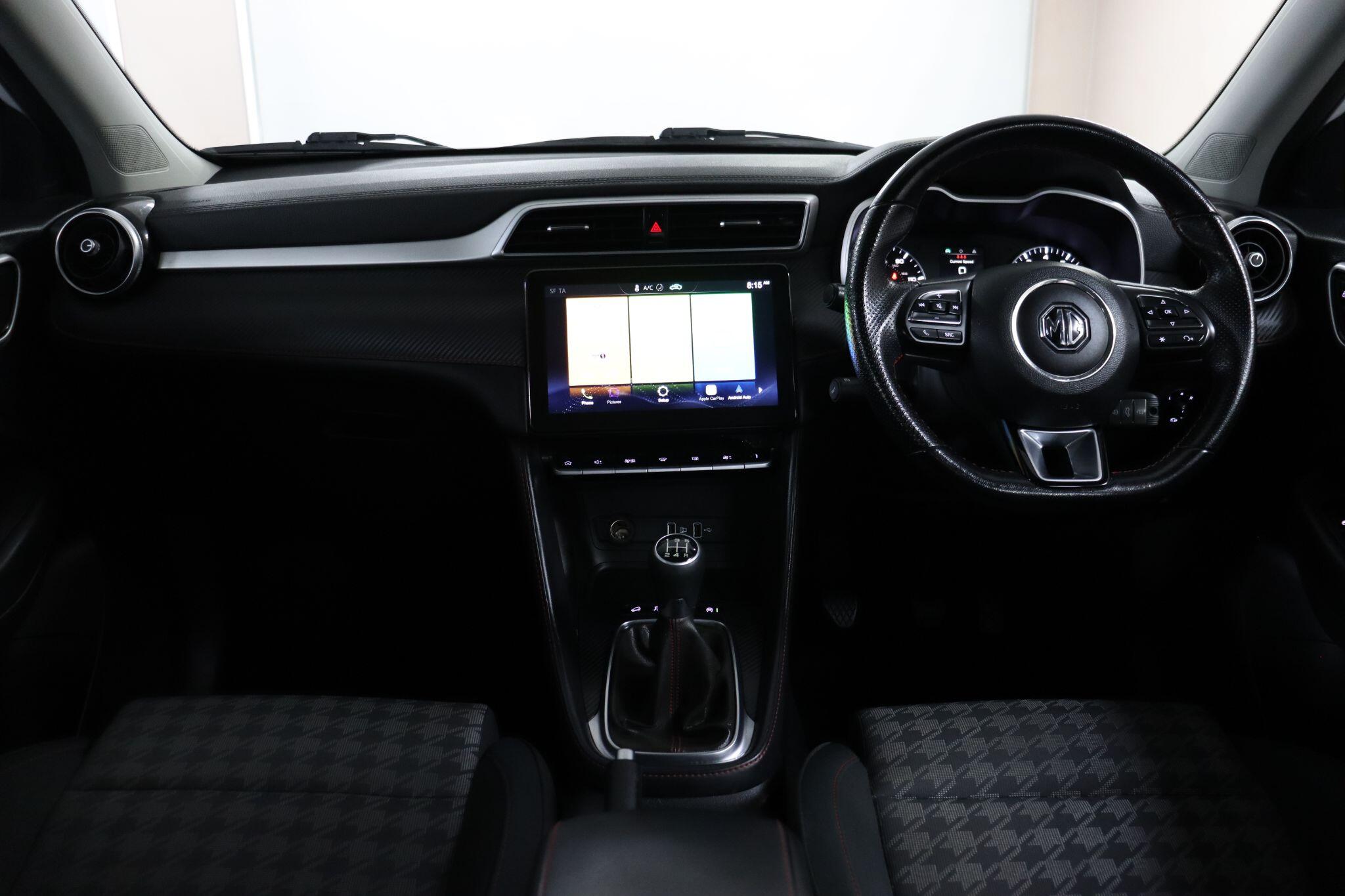 MG MG ZS view 40