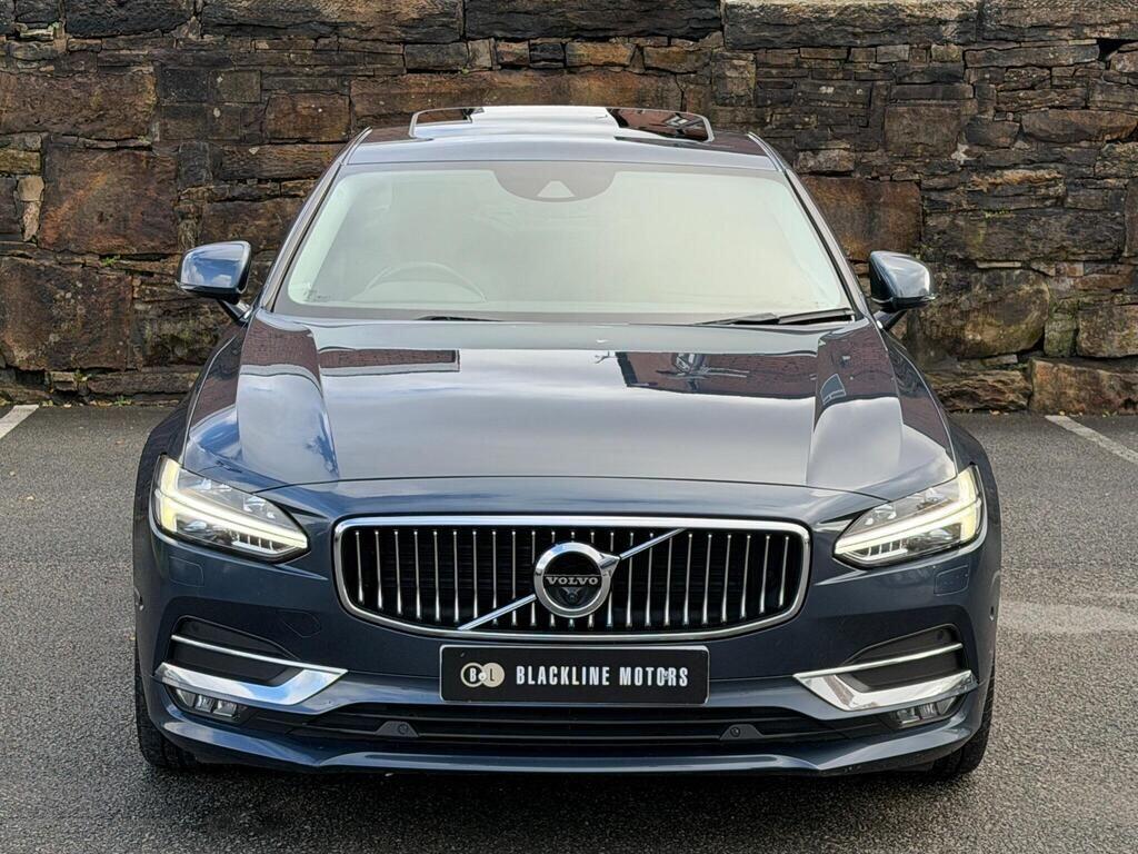 Volvo S90 view 2