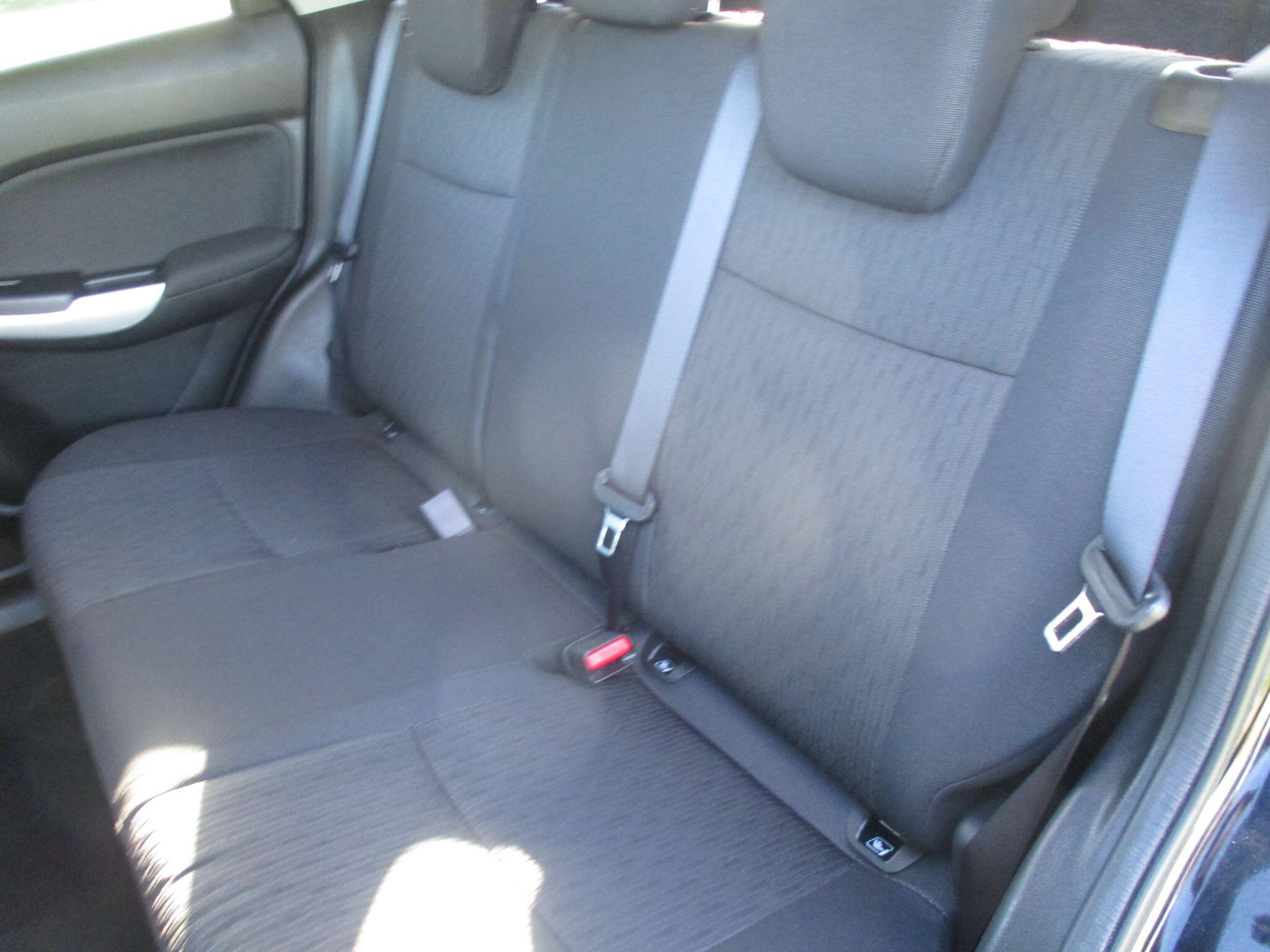 Suzuki Baleno view 29