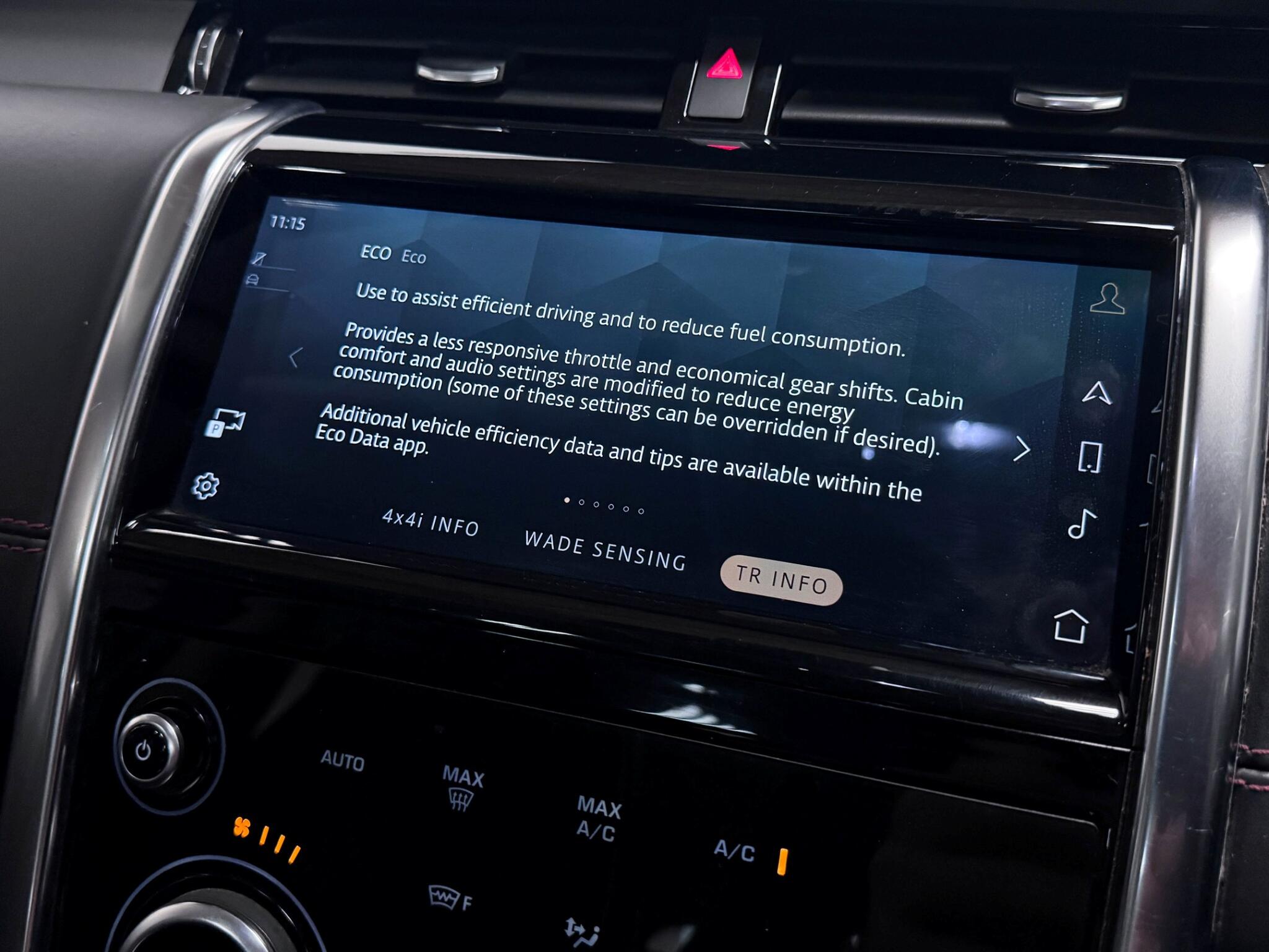 Land Rover Discovery Sport view 55