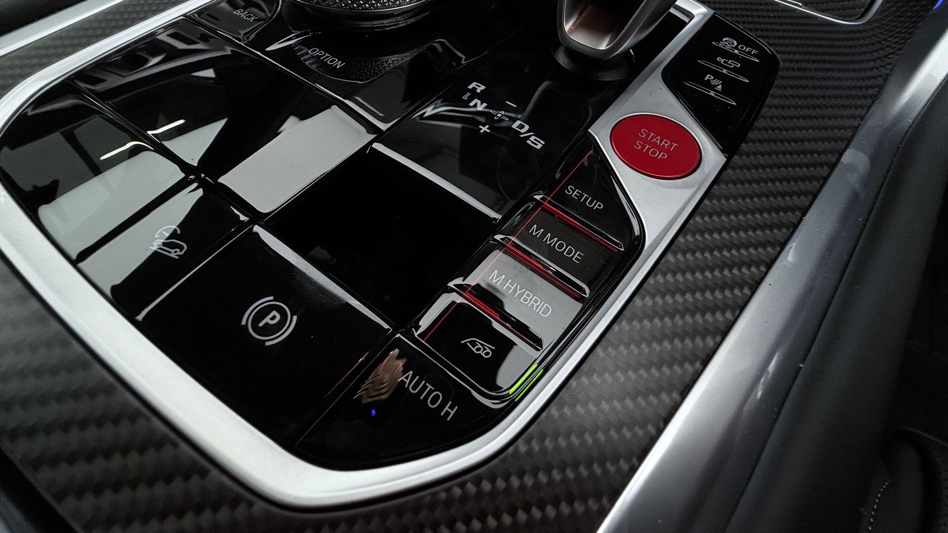 BMW XM view 19