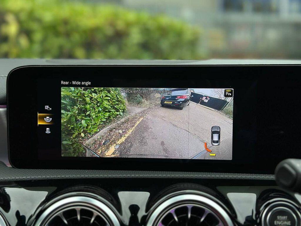 Mercedes-Benz Cla view 51