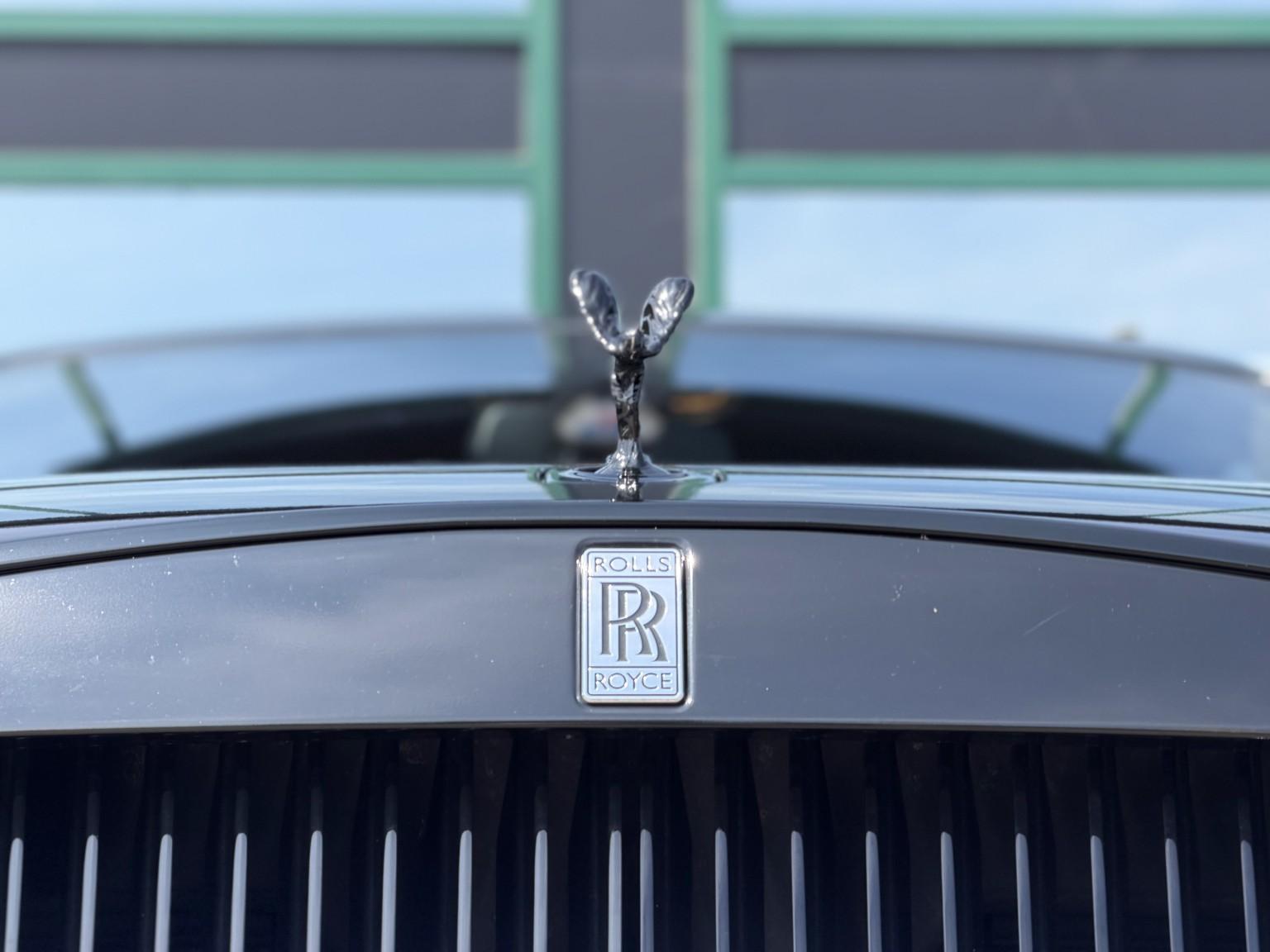 Rolls-Royce Wraith view 17