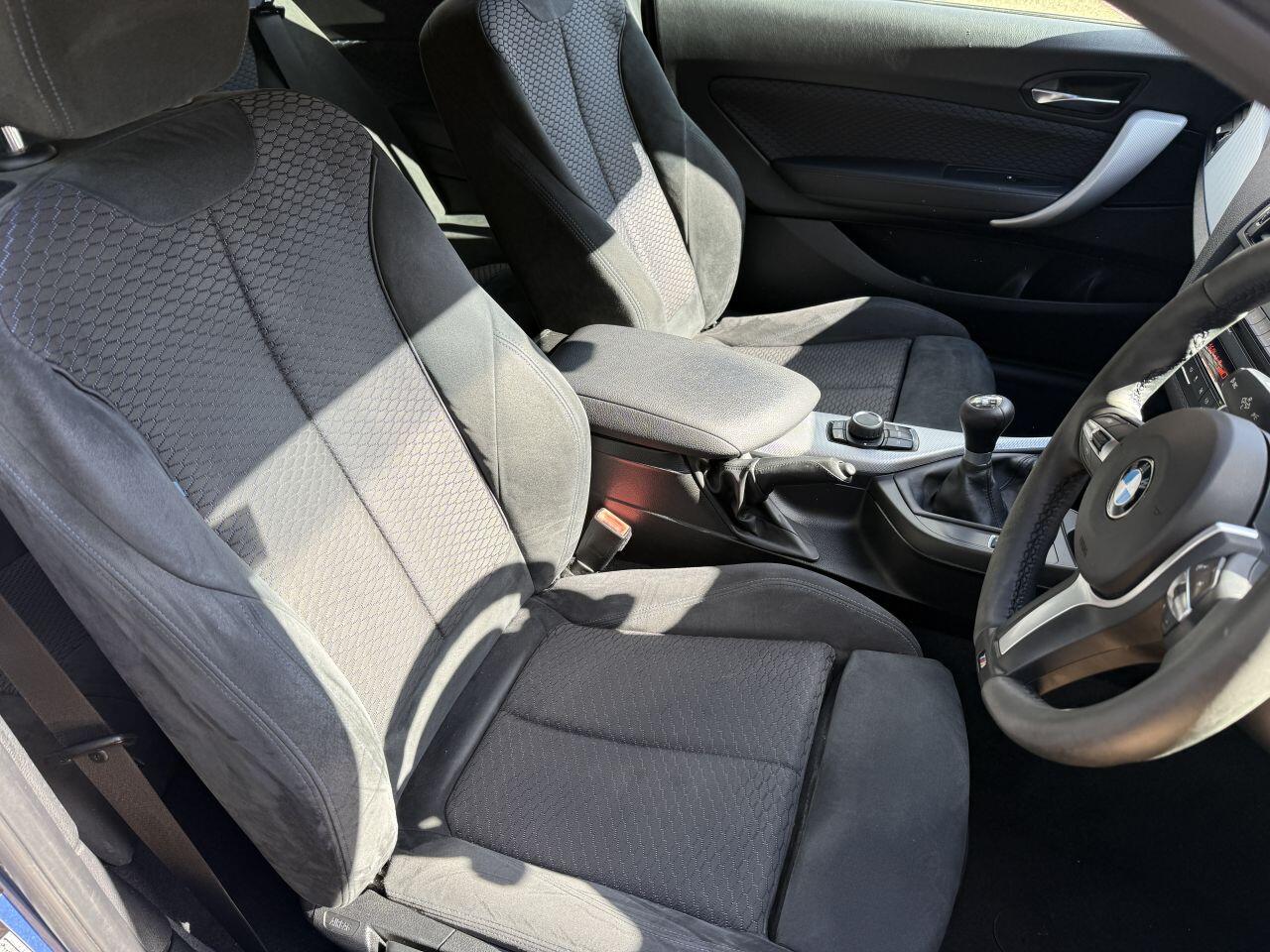 BMW 1 Series view 24