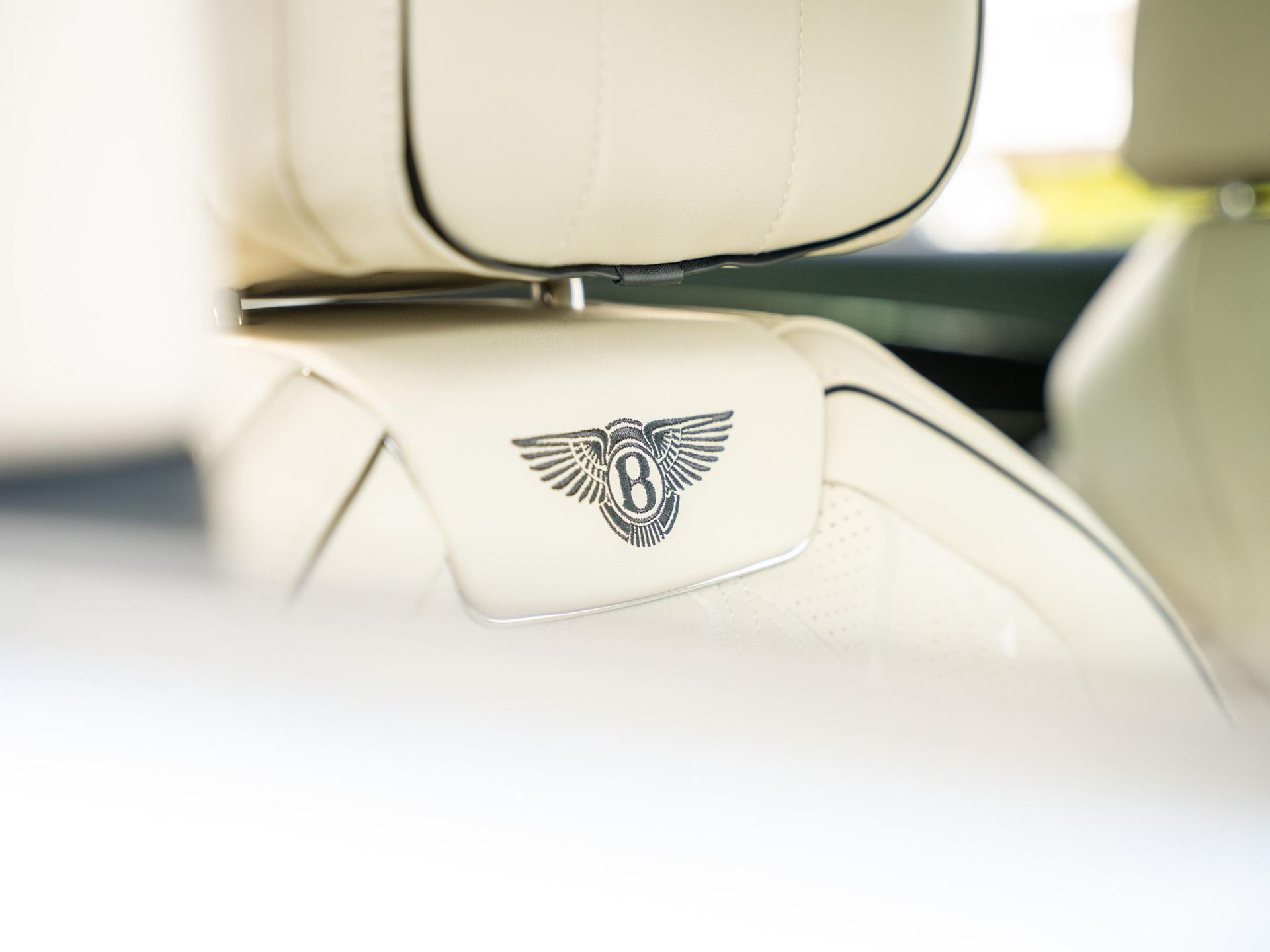 Bentley Flying Spur view 31