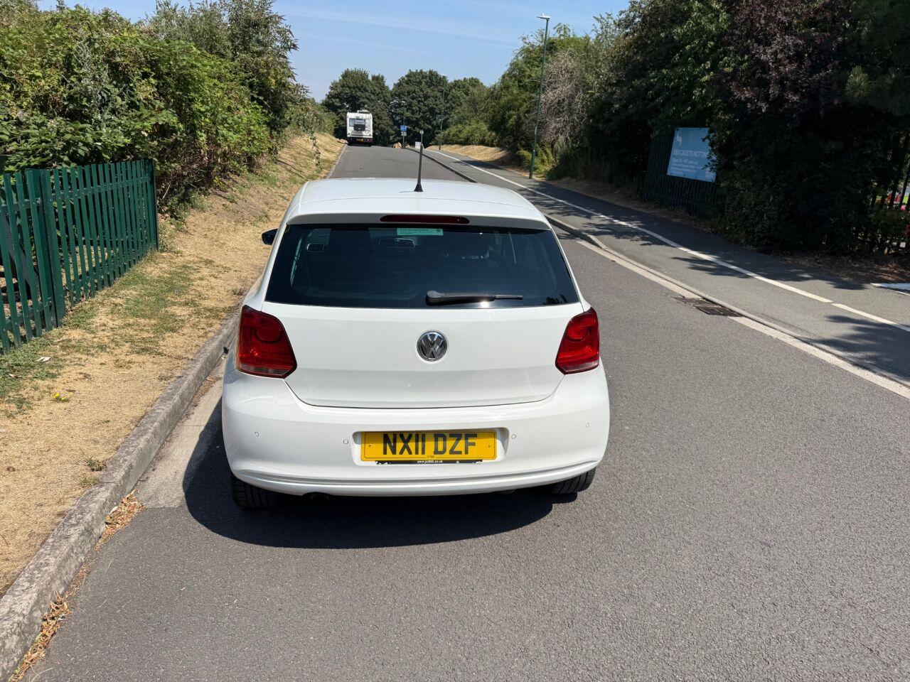 Volkswagen Polo view 10
