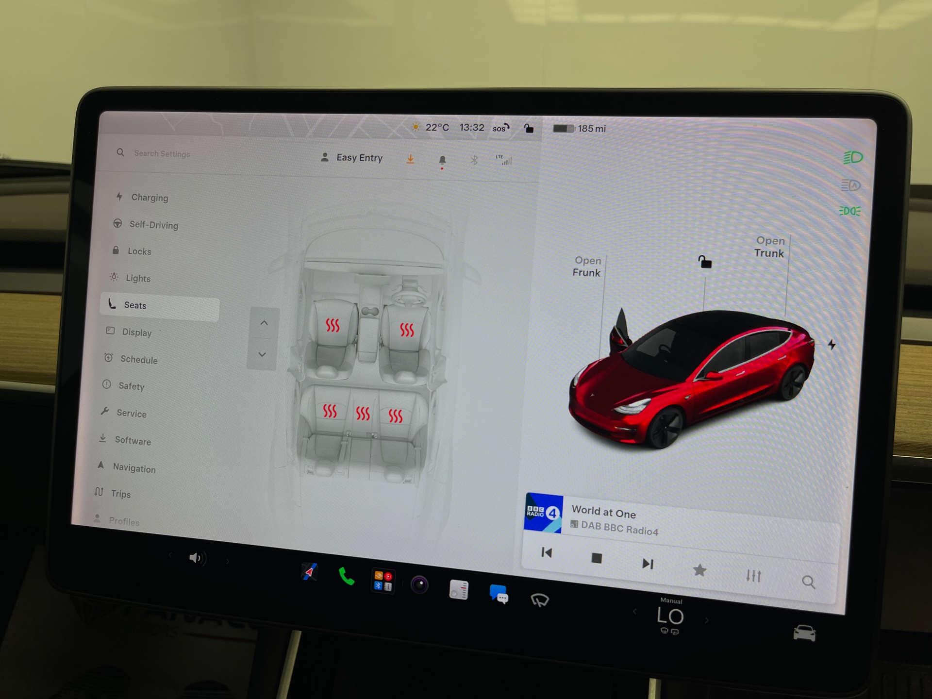 Tesla Model 3 view 21