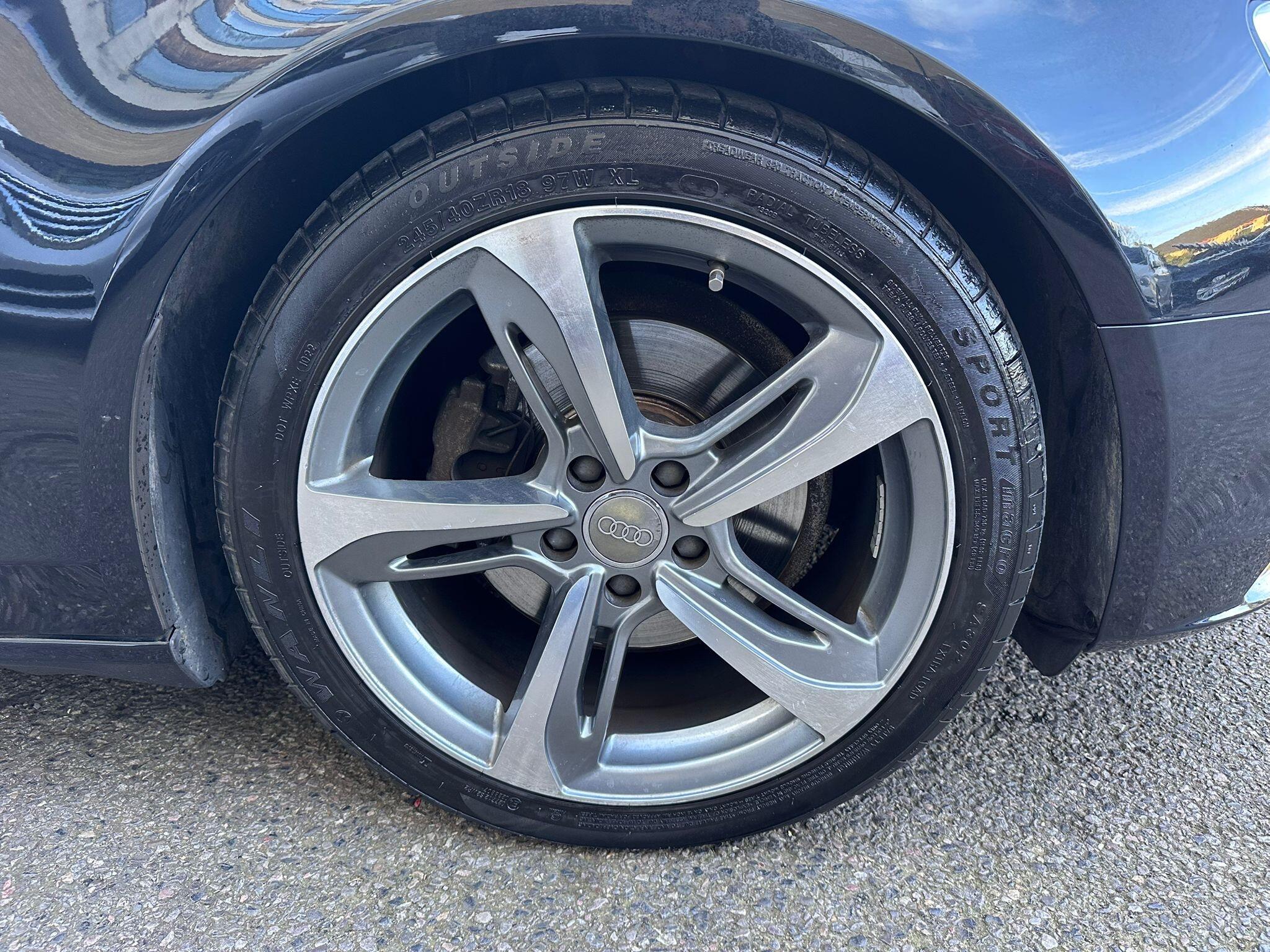 Audi A4 Avant view 35