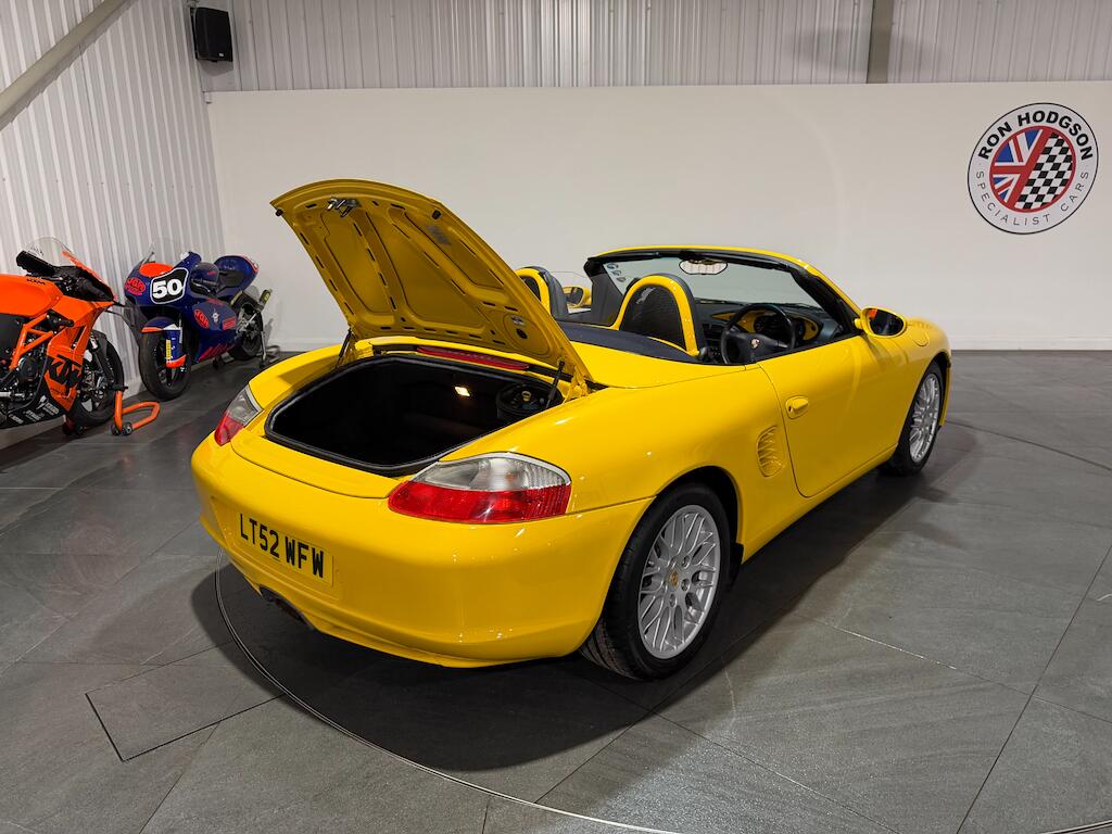 Porsche Boxster view 27