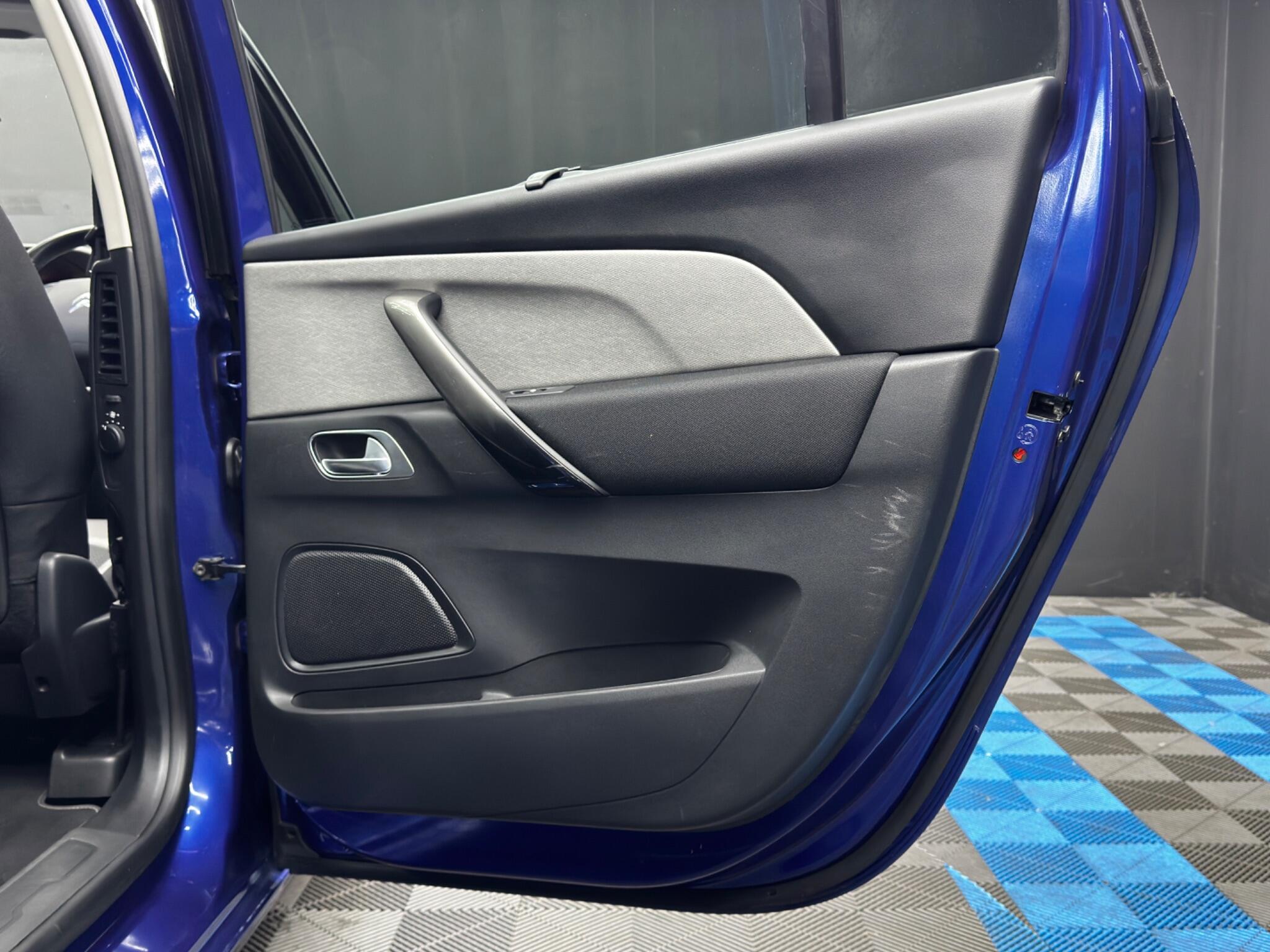 Citroen Grand C4 Spacetourer view 42