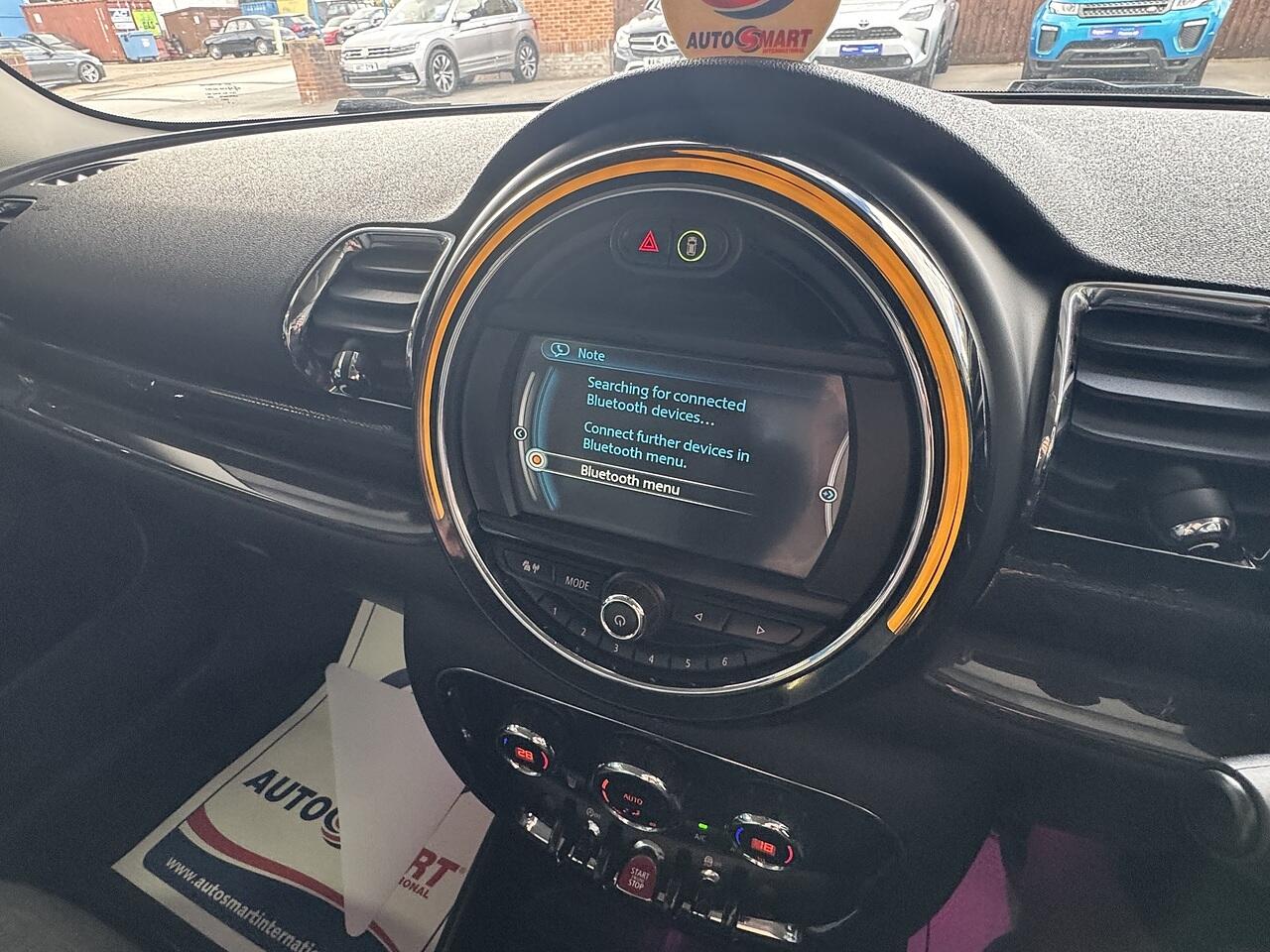 Mini Clubman view 18