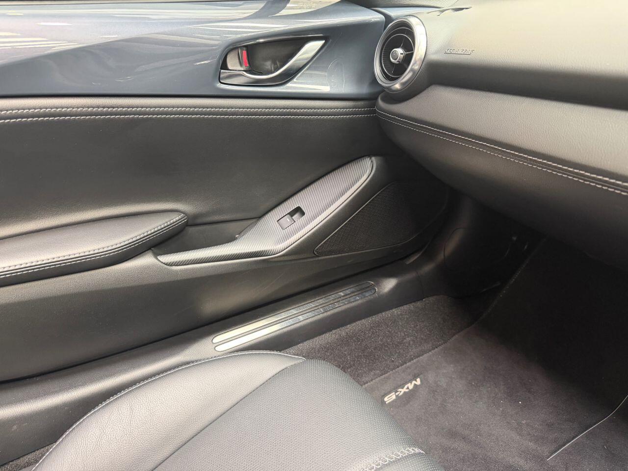 Mazda Skyactiv-G view 38