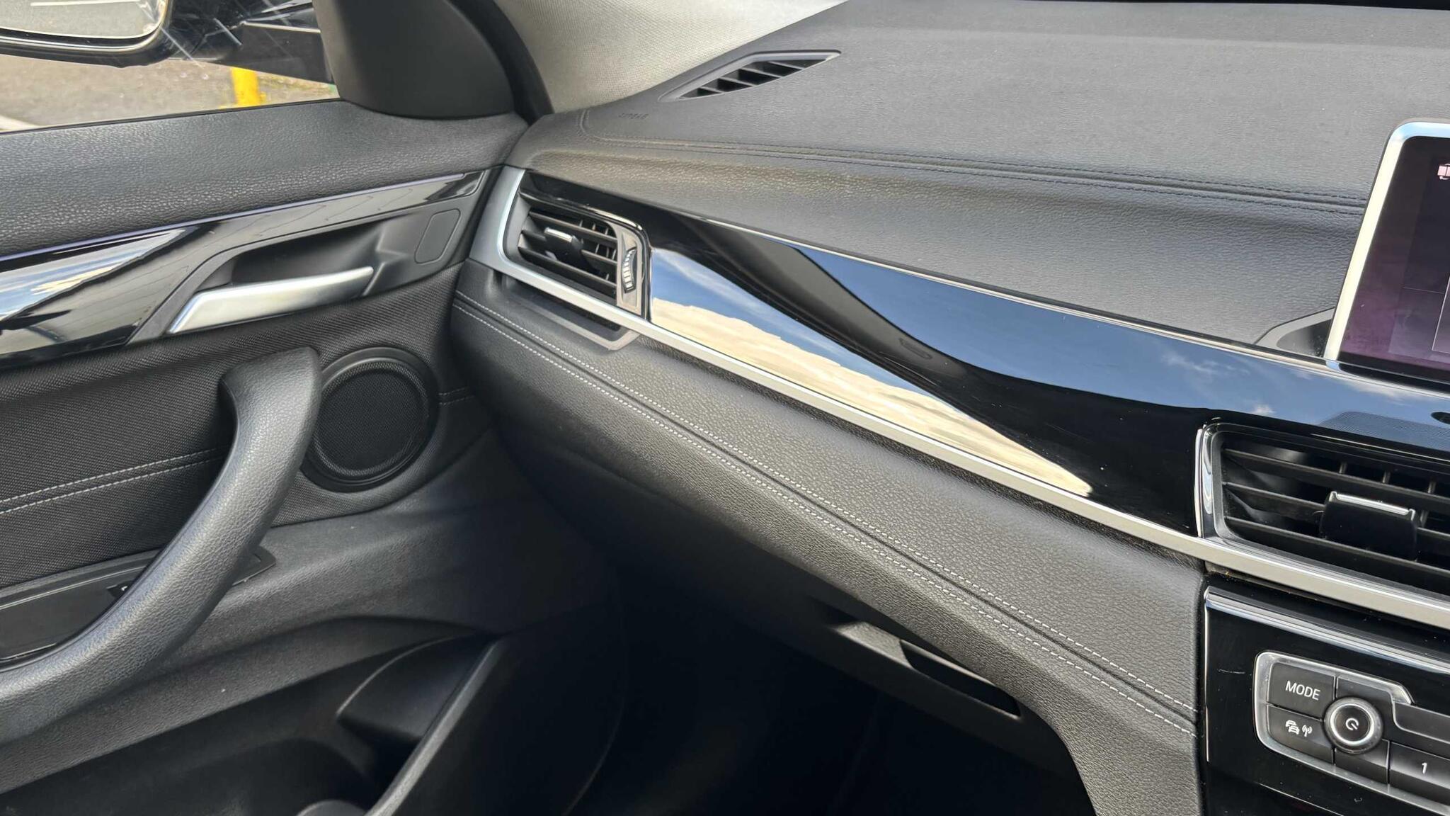 BMW X2 view 23